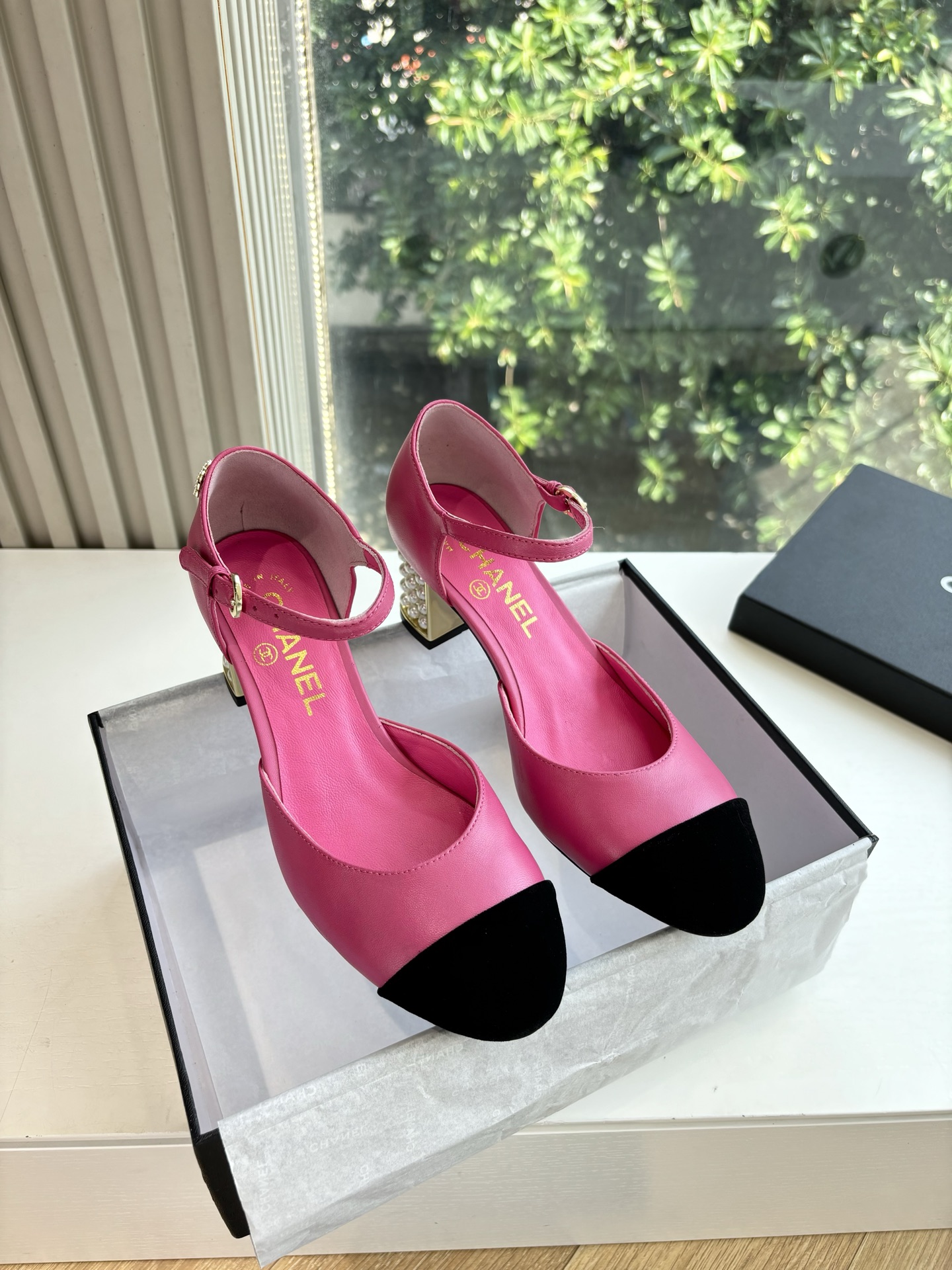 CHANEL 샤넬 굽 샌들 구두 신발