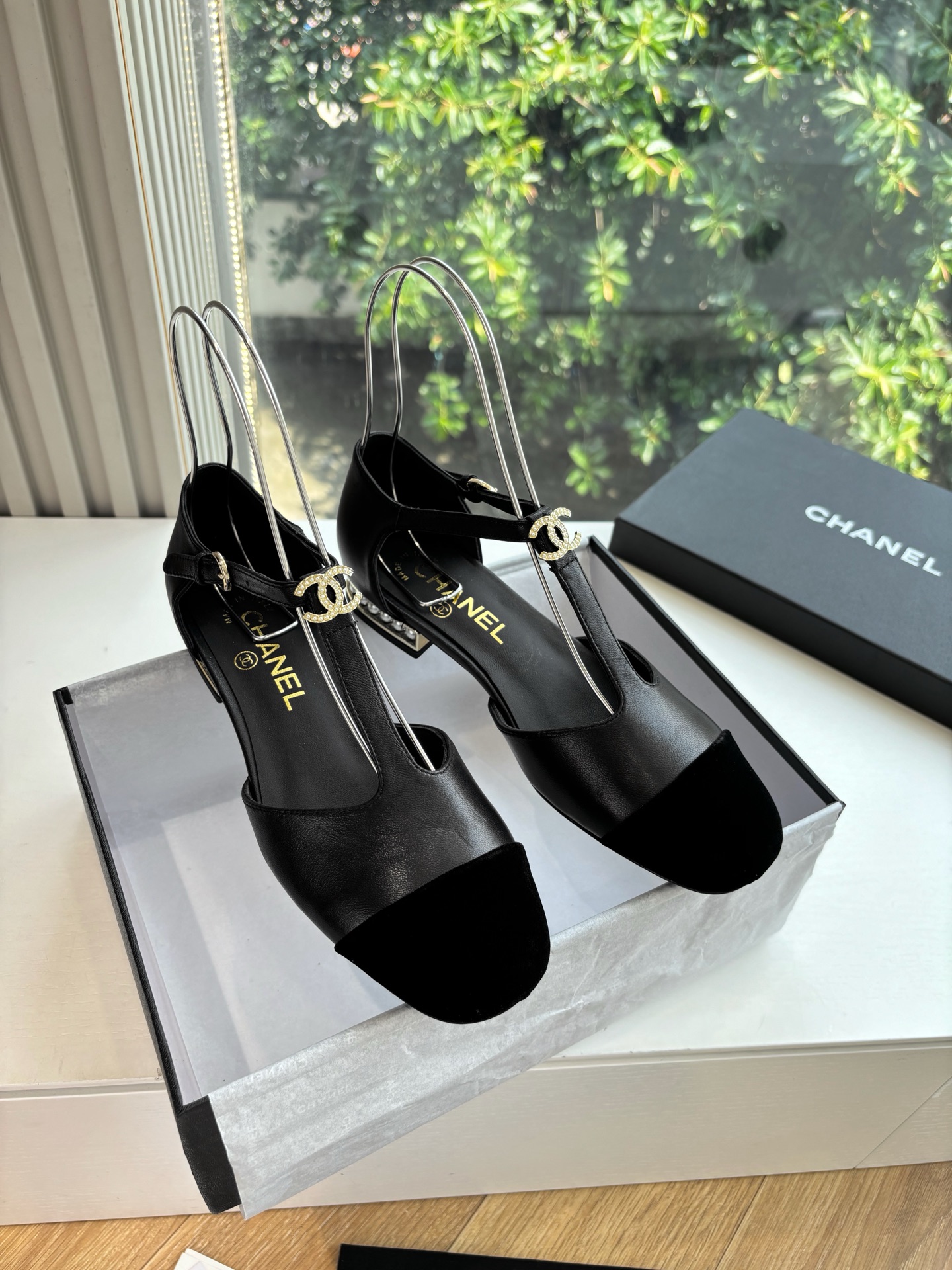 CHANEL 샤넬 트위드 메리제인 앞코 샌들 신발