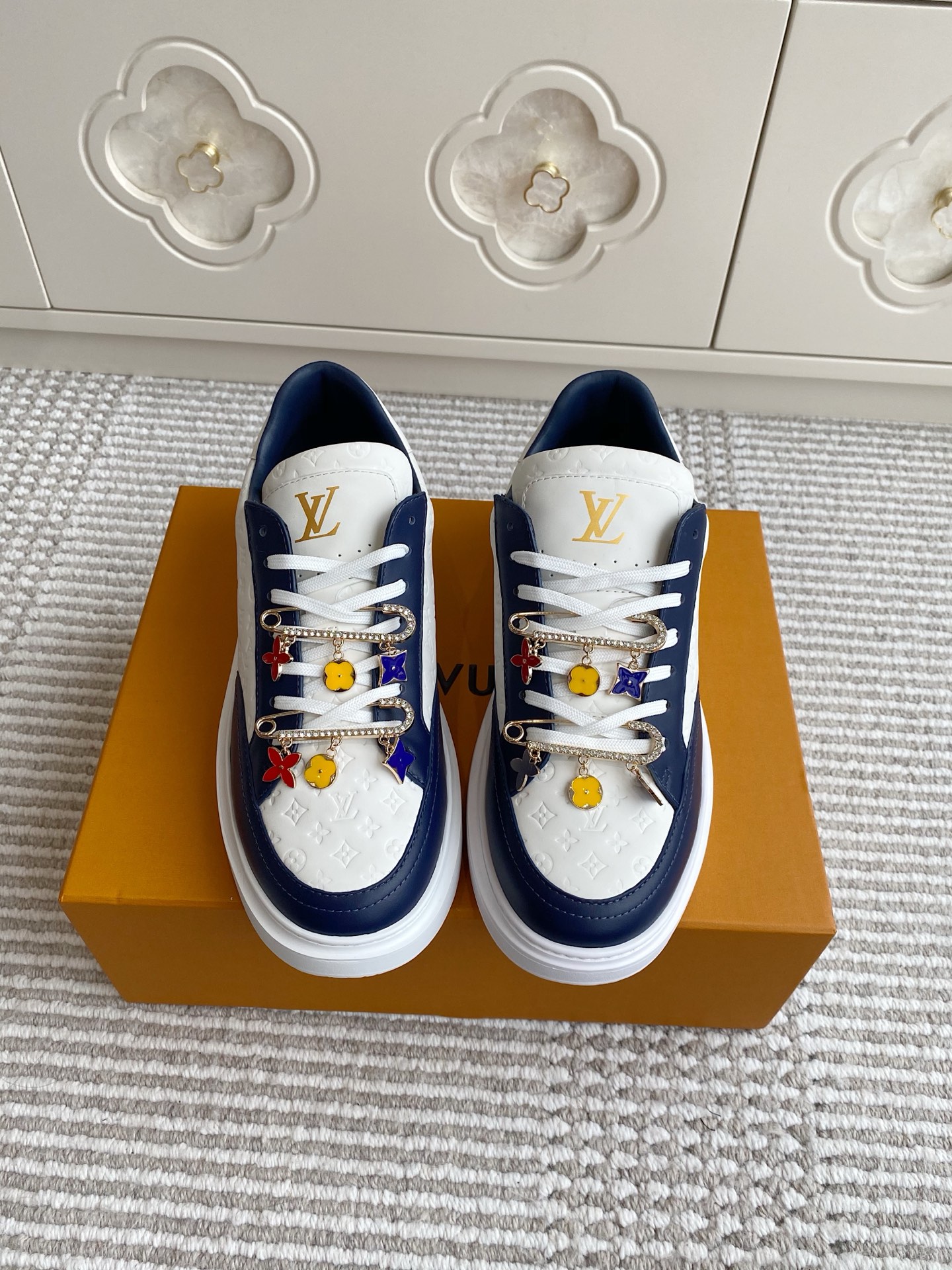 LV 루이비통 스니커즈 운동화 신발