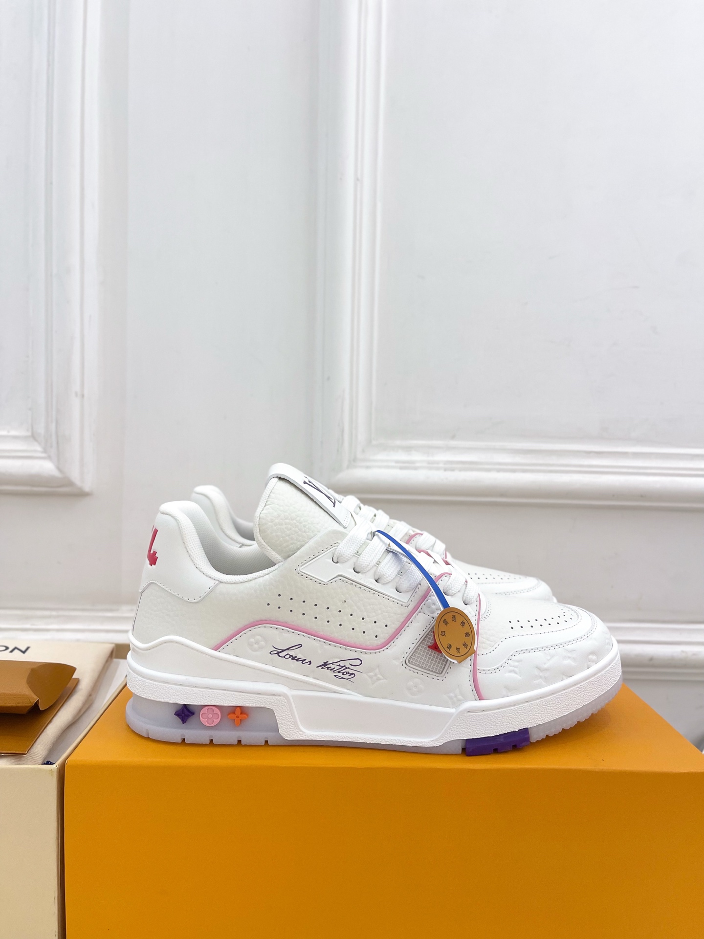 LV 루이비통 TRAINER 농구화 스타일 스니커즈 신발