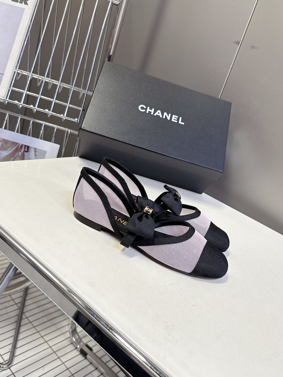 CHANEL 샤넬 리본 포인트 플랫 슈즈 단화 구두 신발