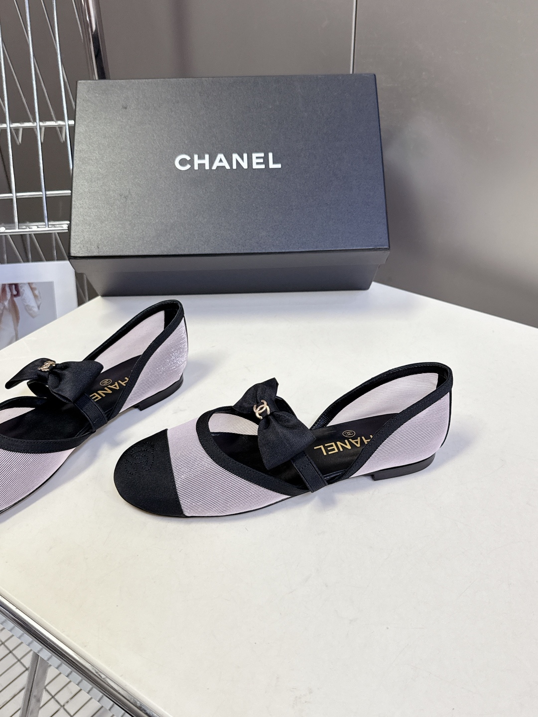 CHANEL 샤넬 리본 포인트 플랫 슈즈 단화 구두 신발