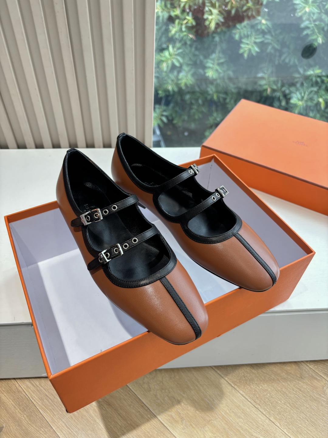 Hermes 에르메스 Kelly 켈리 버클 중굽 샌들 플랫 슈즈 신발