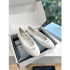 Prada 프라다 로퍼 단화 플랫 슈즈 신발