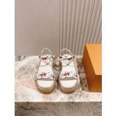 LV 루이비통 통굽 페이턴트 가죽 플랫폼 샌들 신발