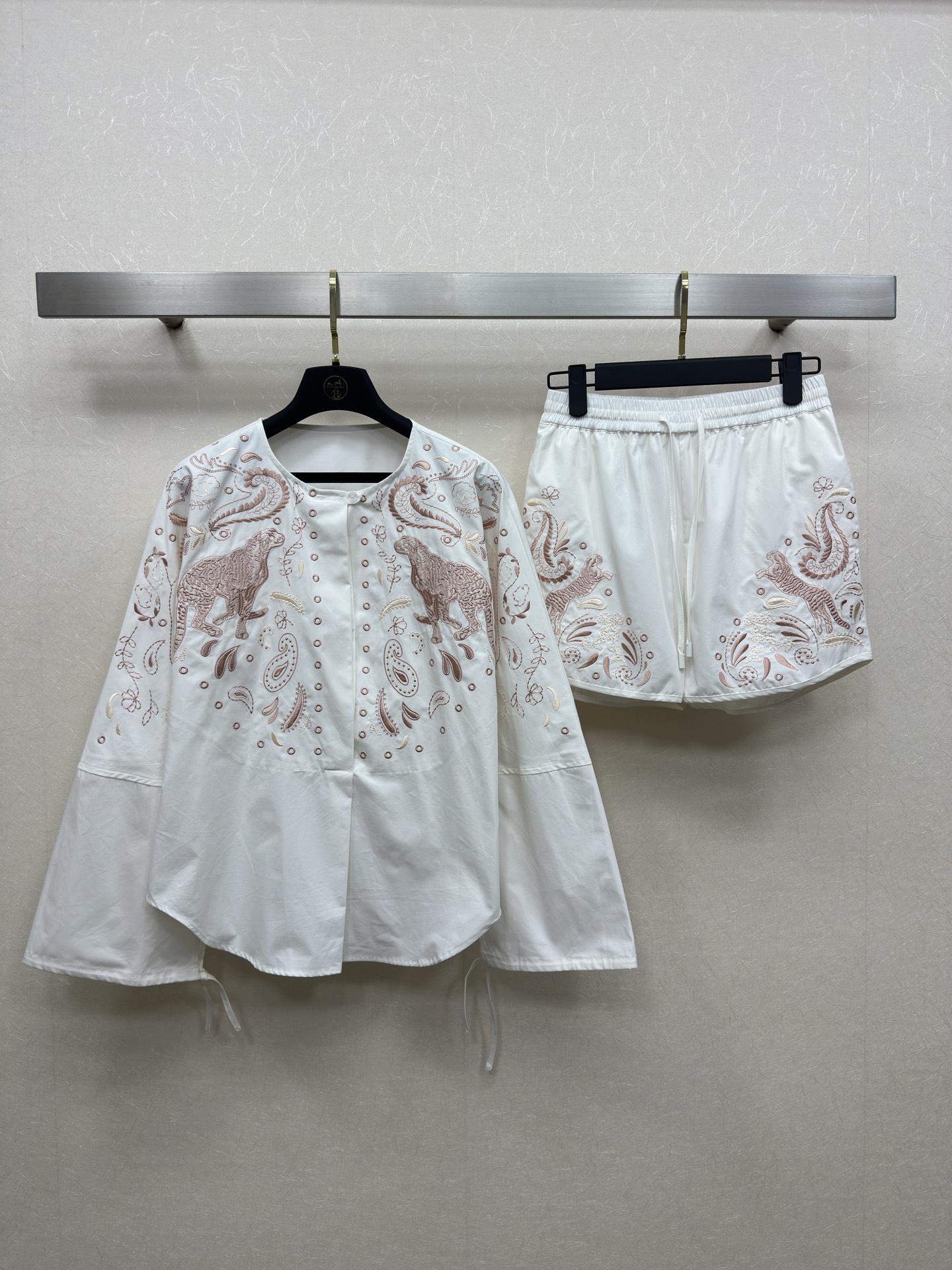 Hermes 에르메스 긴팔 셔츠 + 반바지 팬츠 세트 의류