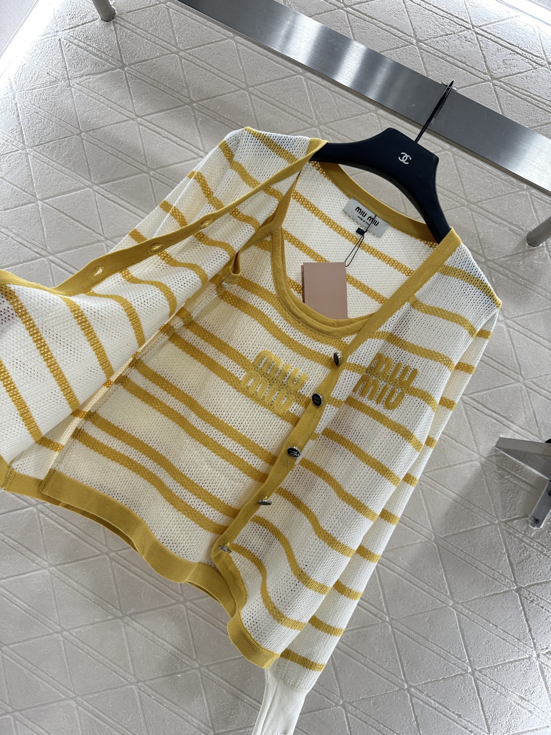 miumiu 미우미우 니트 나시 + 가디건 세트 의류