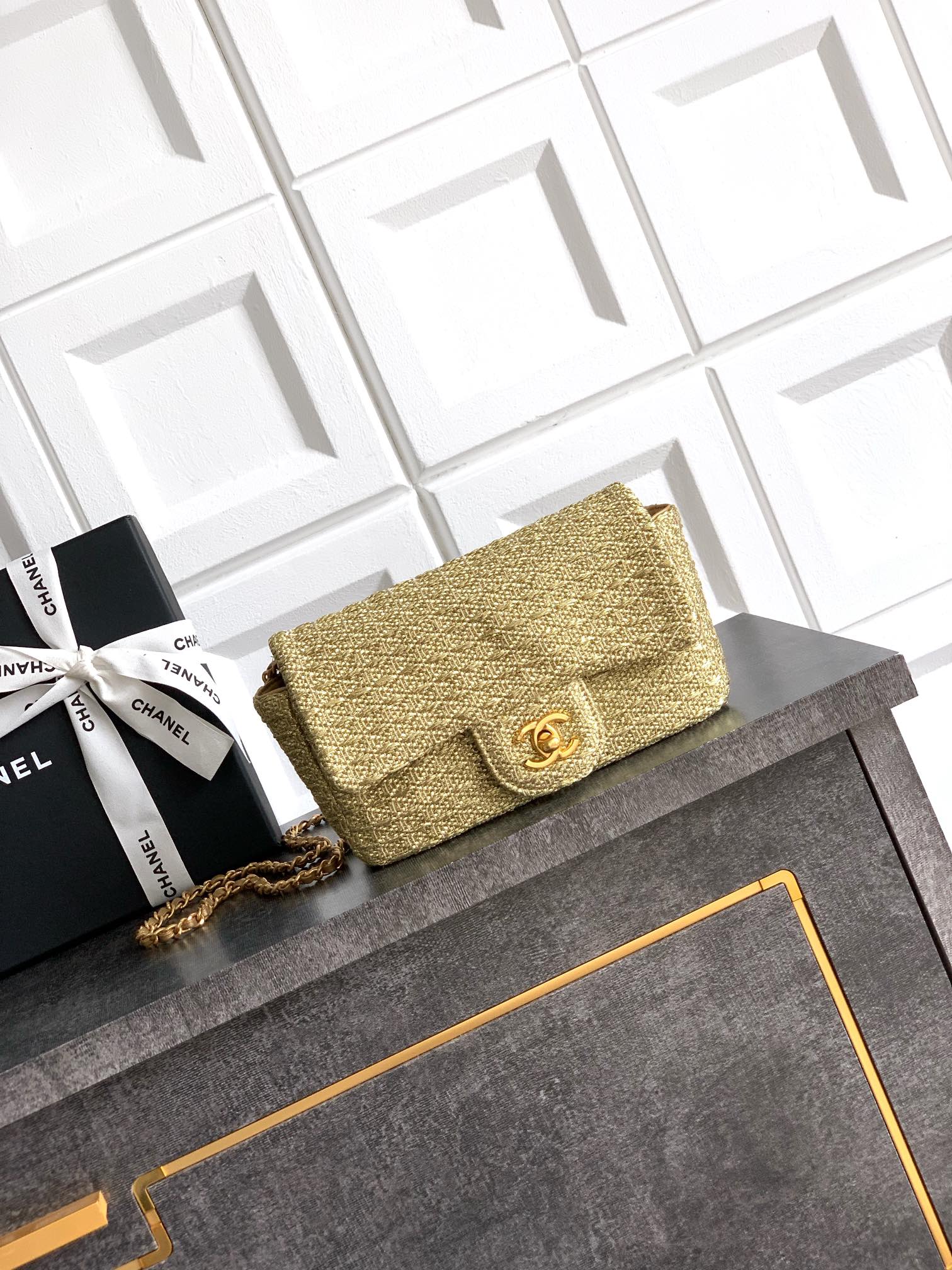 CHANEL 샤넬 플랩백 가방