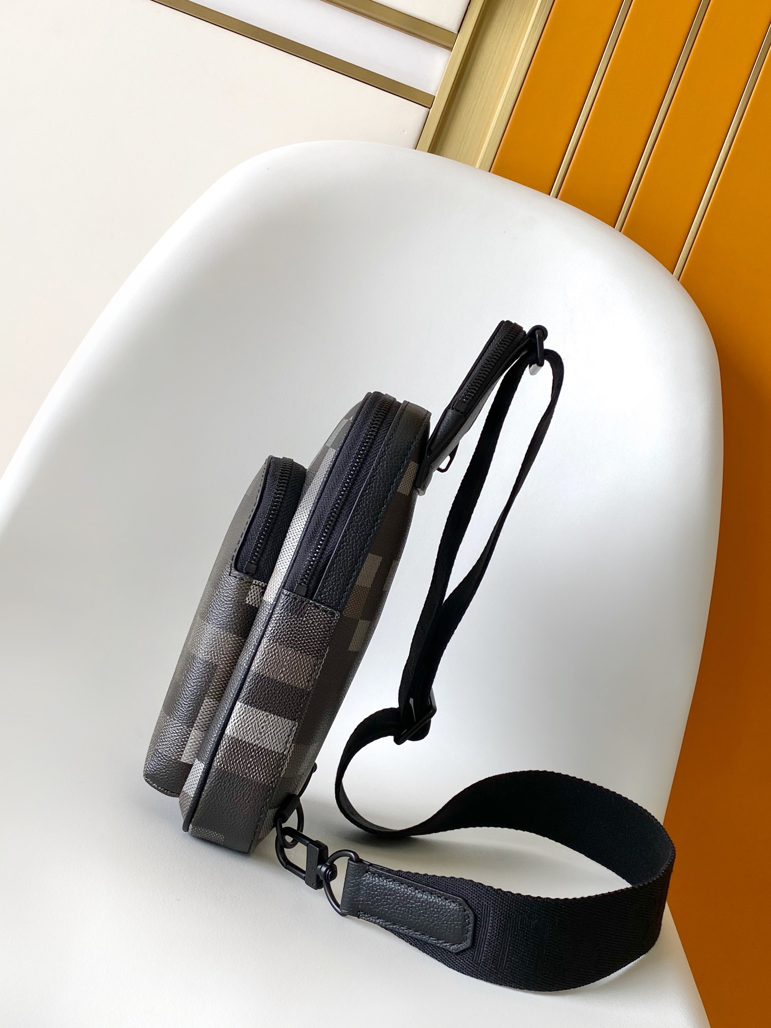 LV 루이비통 슬링백 가방