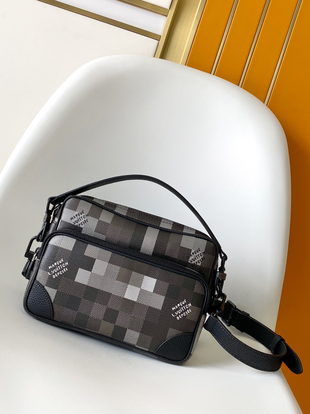 LV 루이비통 메신저백 크로스백 가방