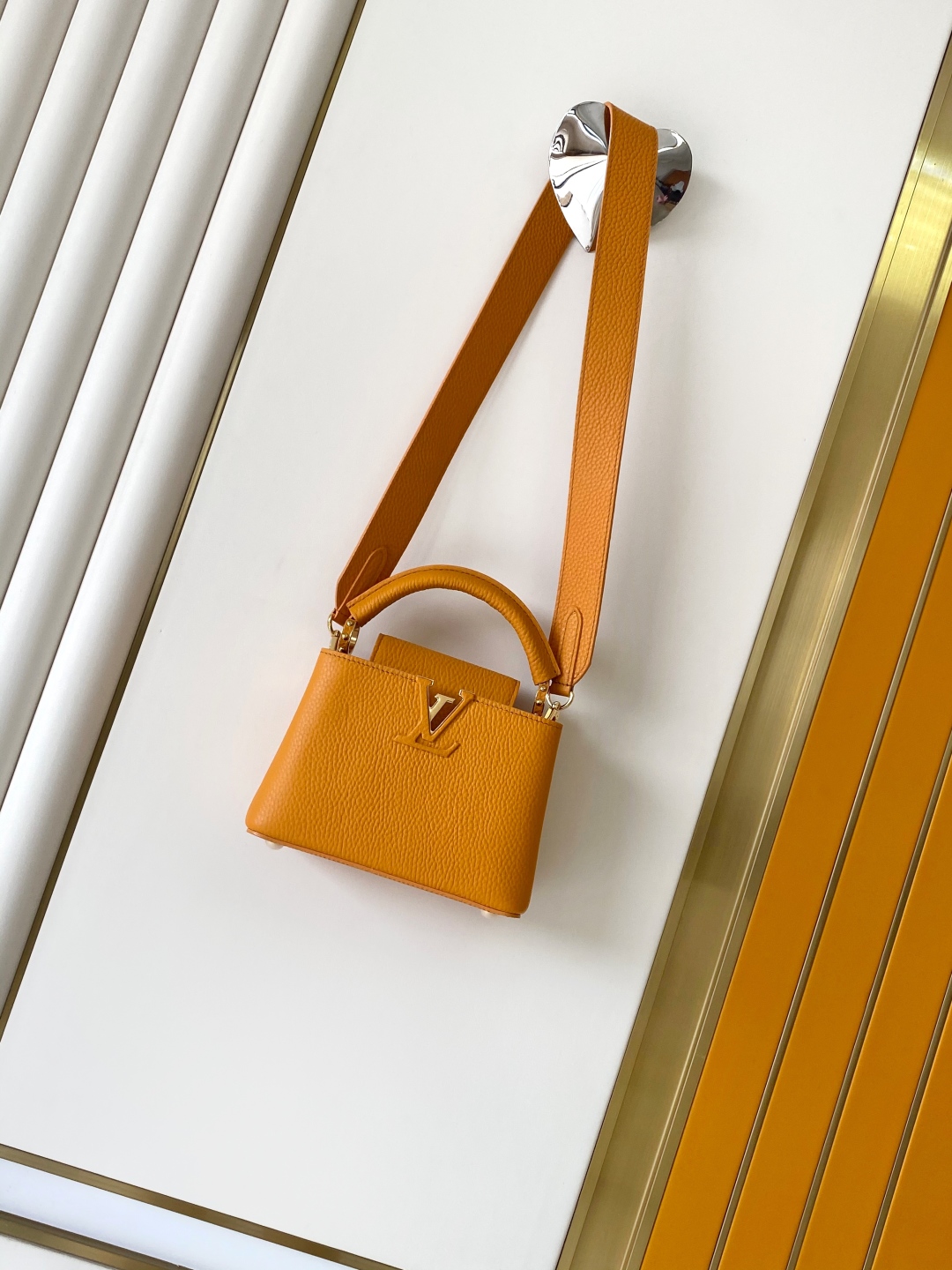 LV 루이비통 Capucines 미니 핸드백 숄더백 가방