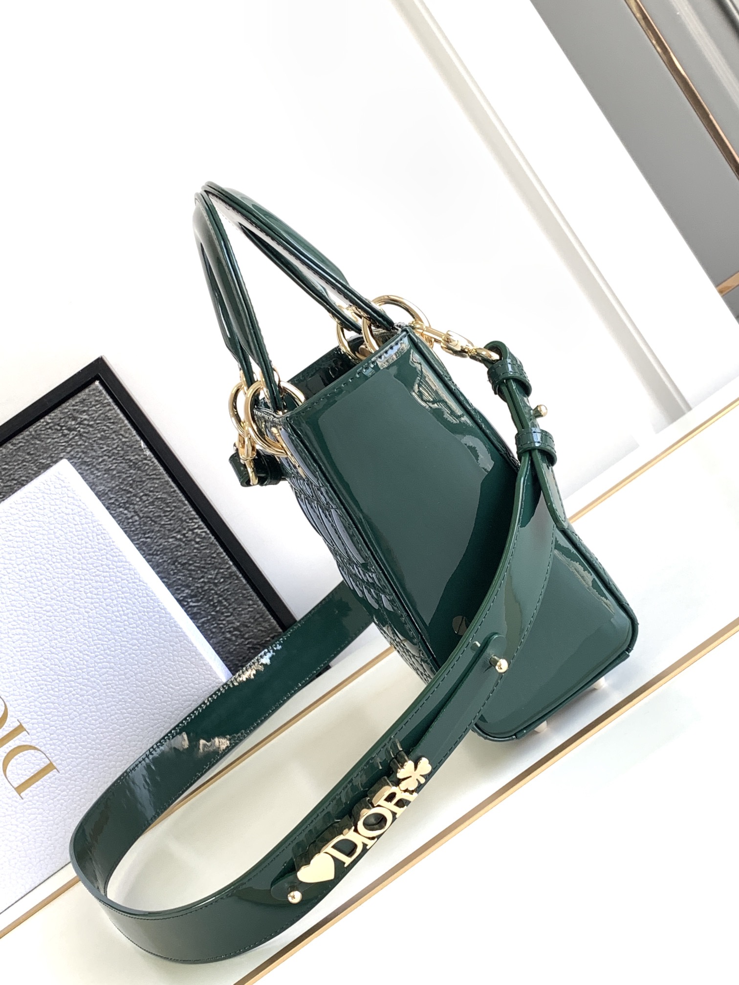 Lady Dior CD 디올 레이디 핸드백 가방 – 딥그린