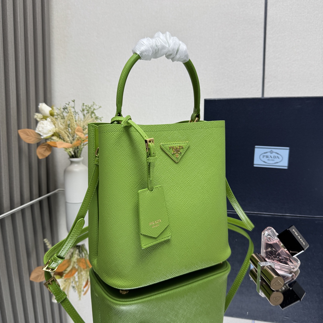 PRADA 프라다 1BA212 사피아노 버킷백 가방