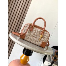Loewe 로에베 아마조나 23 나파 가죽백 가방
