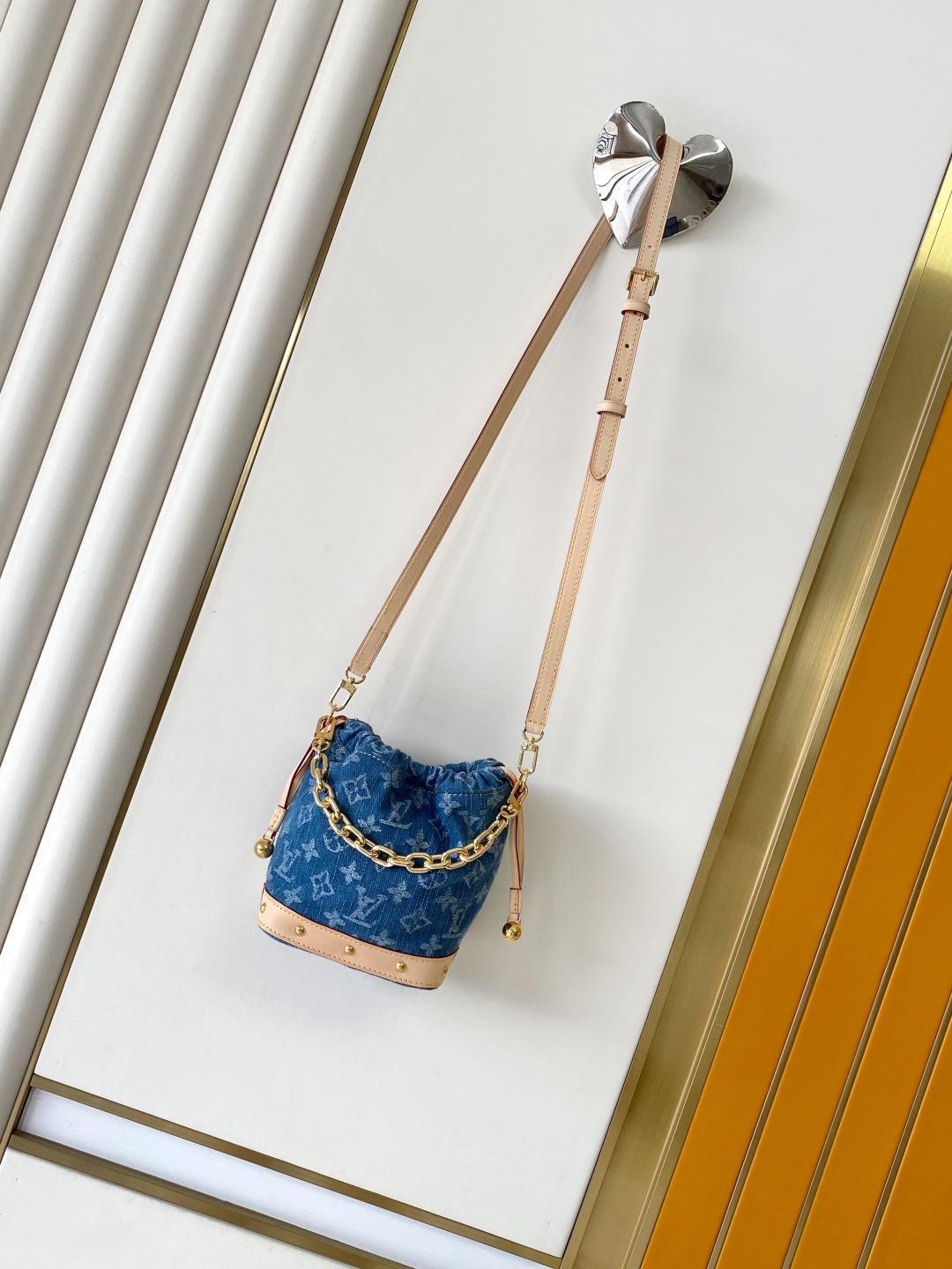 LV 루이비통 나노 노에 Nano Noé 버킷백 숄더백 가방