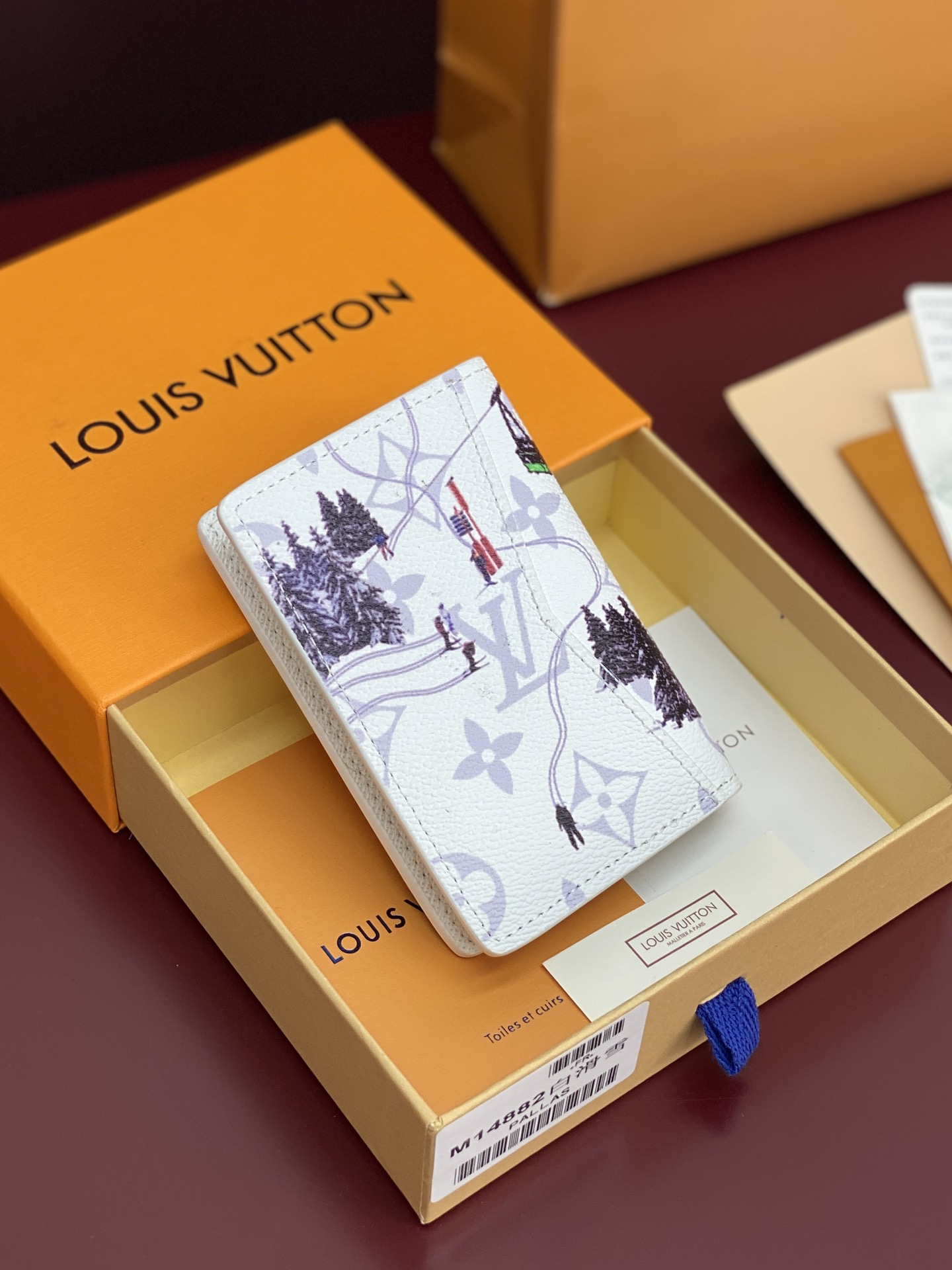 LV 루이비통 M14880 포켓 카드지갑 – 스키 화이트 지갑