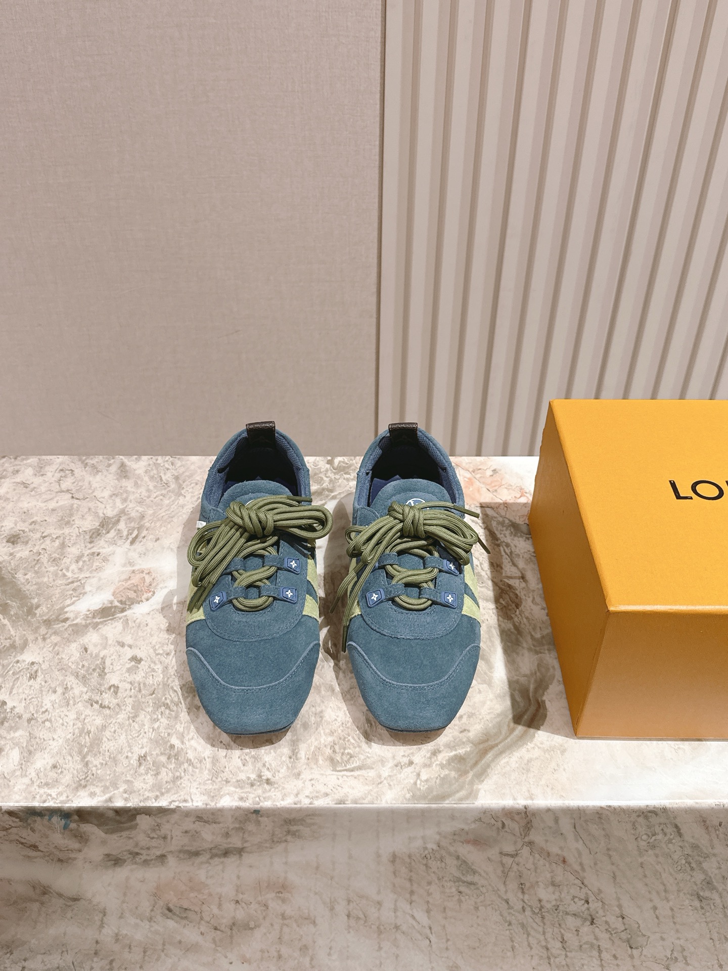 LV 루이비통 빈티지 러닝 스니커즈 신발