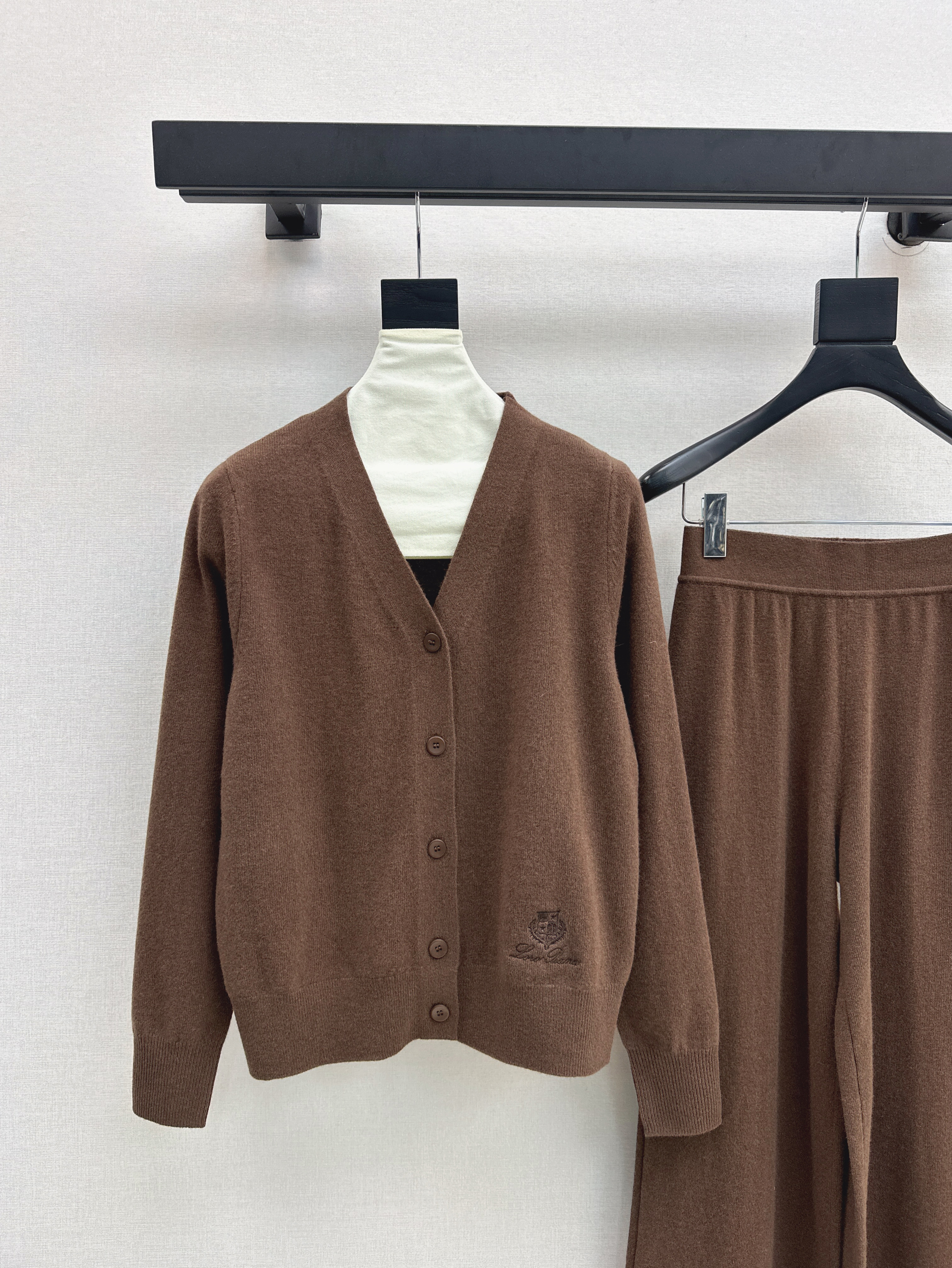 Loro Piana 로로피아나 니트 가디건 + 팬츠 세트 의류