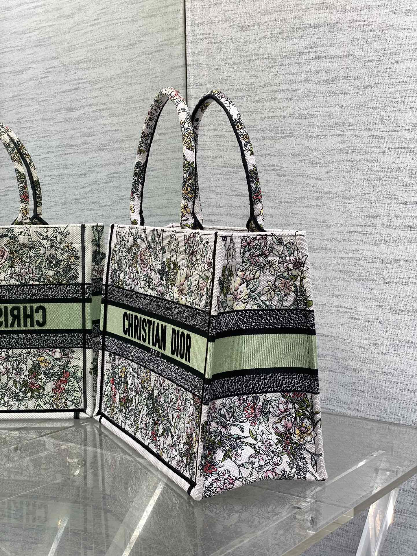 Dior CD 디올 미디움 토트백 가방