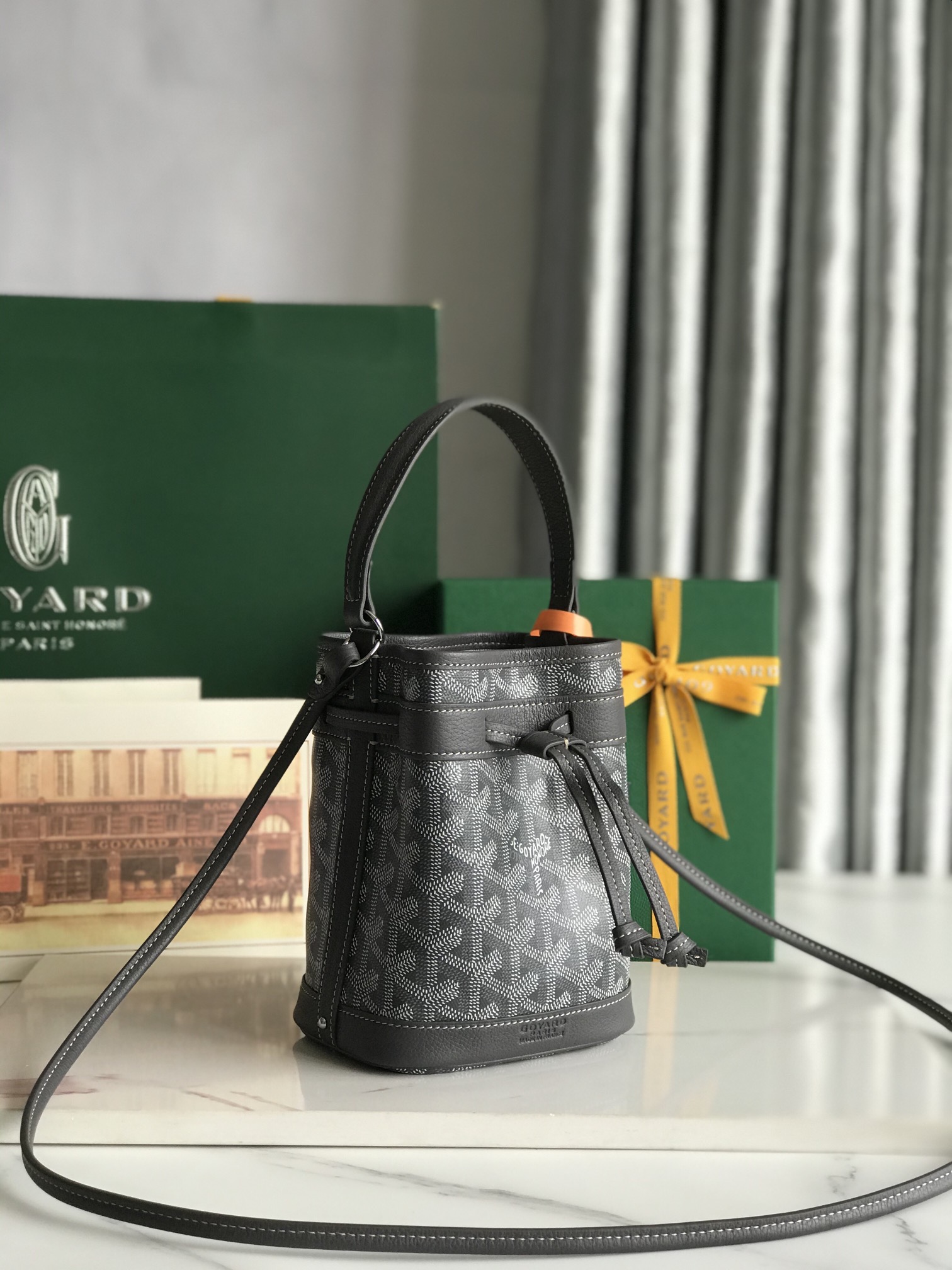Goyard 고야드 PETIT FLOT MINI PM 미니 버킷백 가방