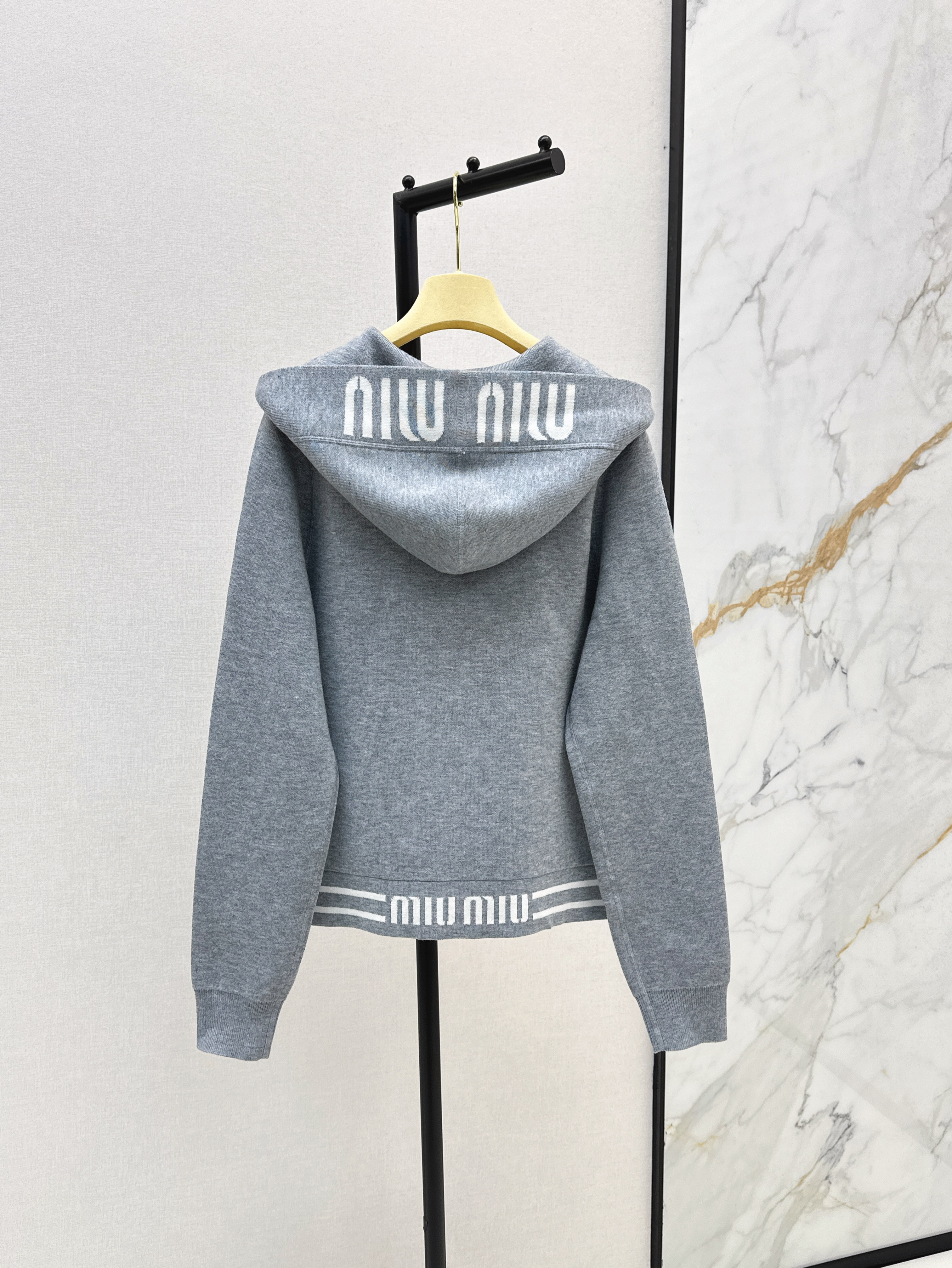 miumiu 미우미우 후드집업 자켓 의류