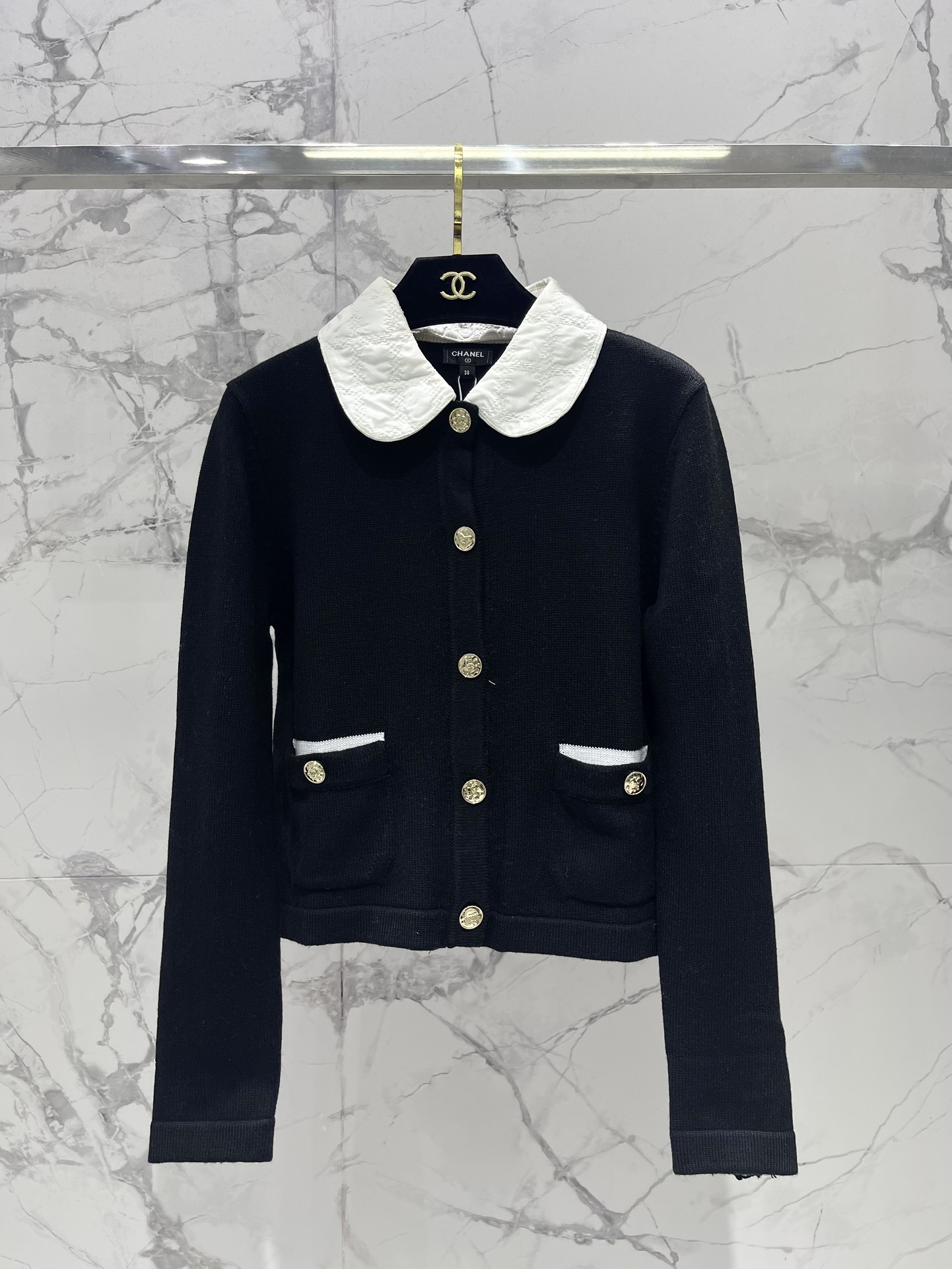 CHANEL 샤넬 로고 캐시미어 가디건 의류