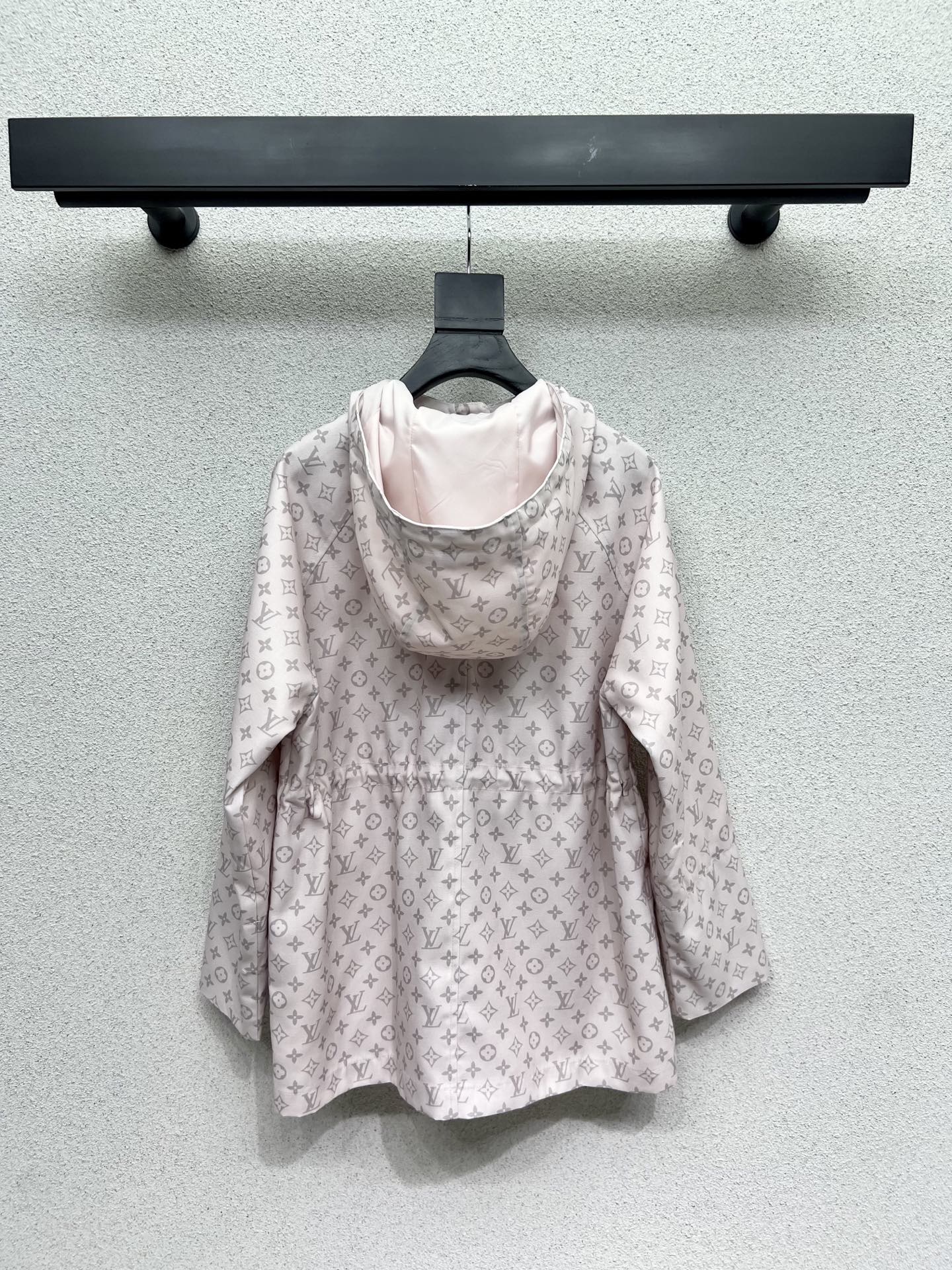 LV 루이비통 바람막이 후드 자켓 의류