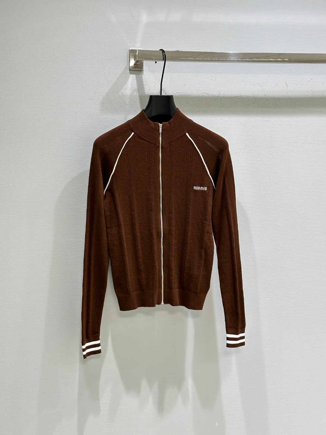 miumiu 미우미우 지퍼 가디건 자켓 의류
