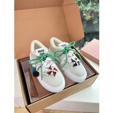 miumiu 미우미우 양모 스니커즈 신발