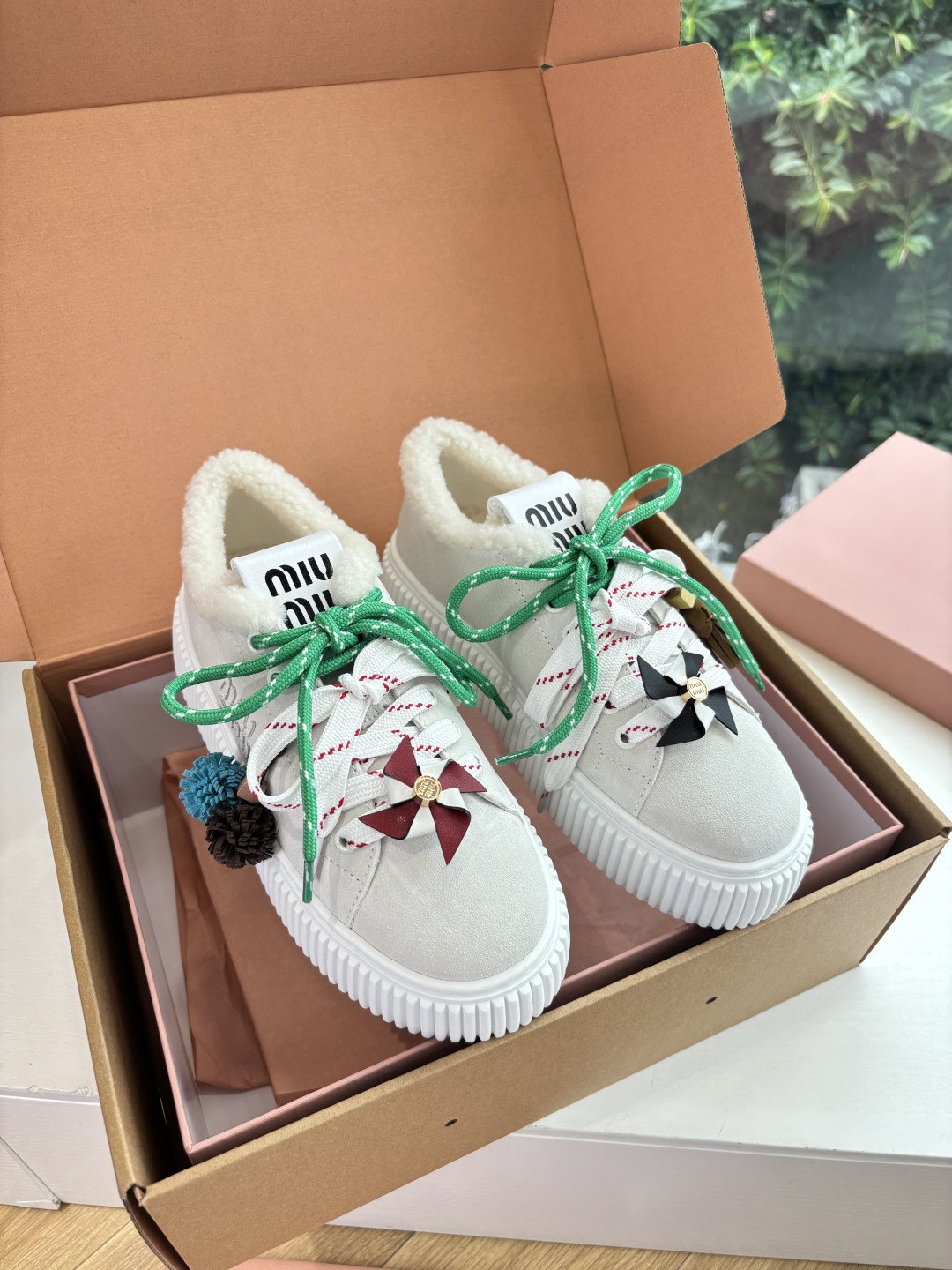 miumiu 미우미우 양모 스니커즈 신발