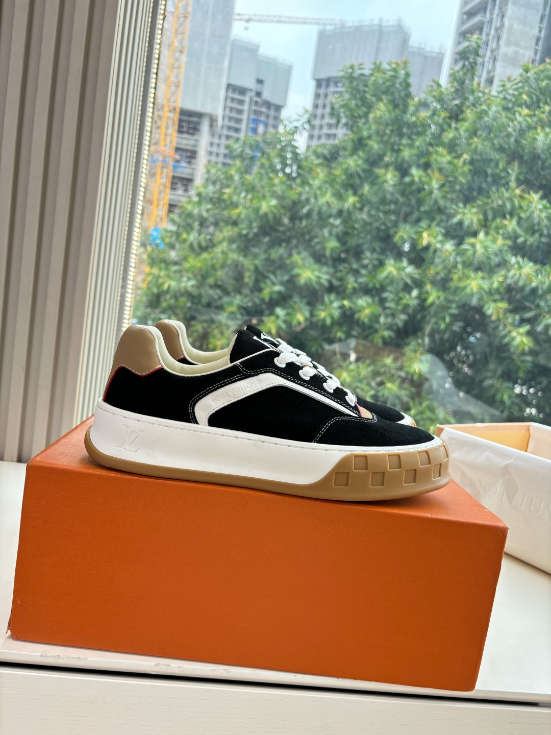 LV 루이비통 스니커즈 신발