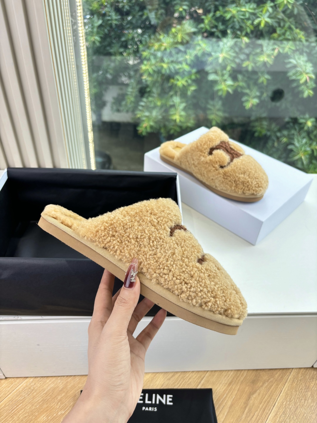 Celine 셀린느 앞코 슬리퍼 퍼 슈즈 신발