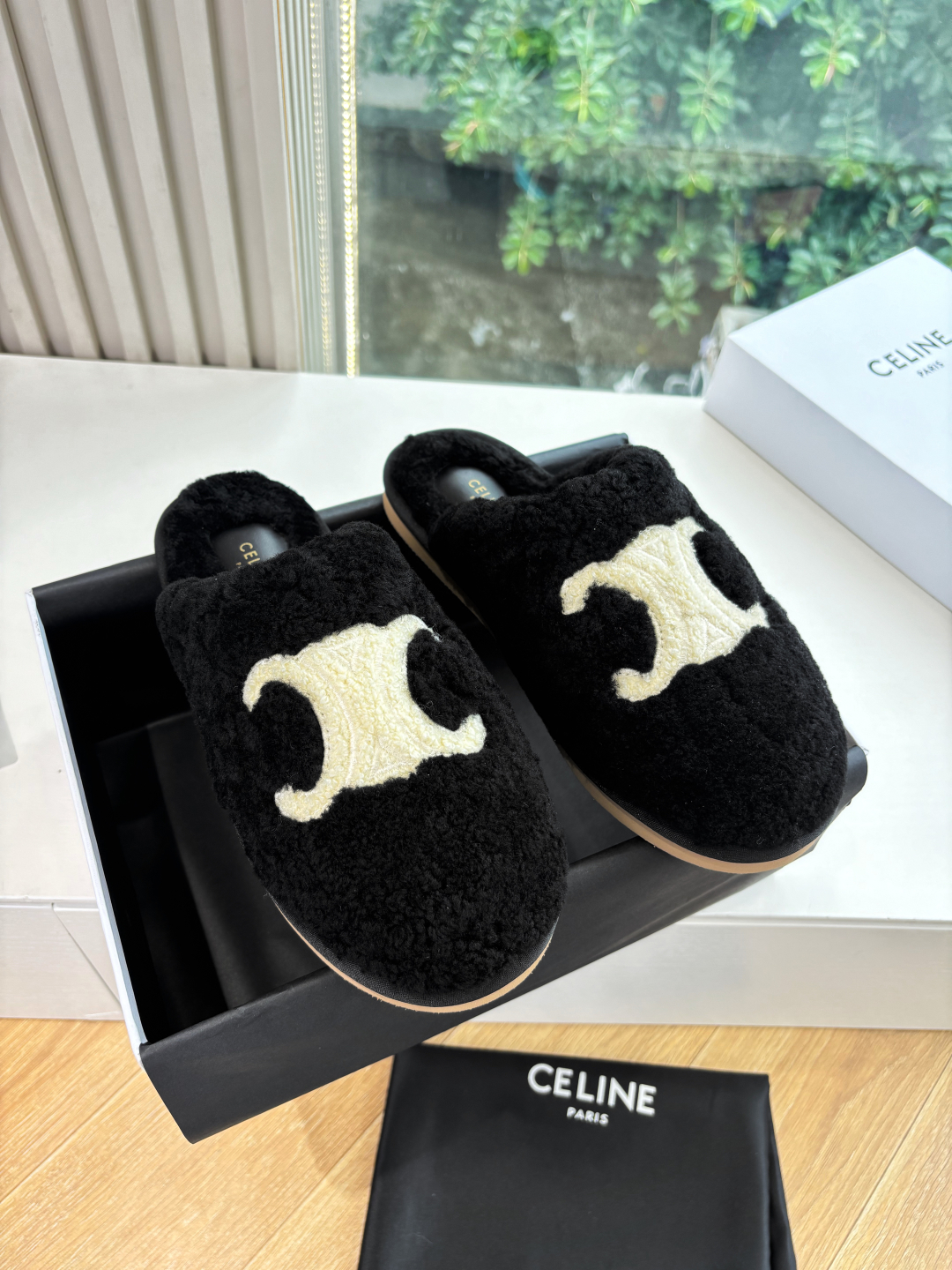 Celine 셀린느 앞코 슬리퍼 퍼 슈즈 신발