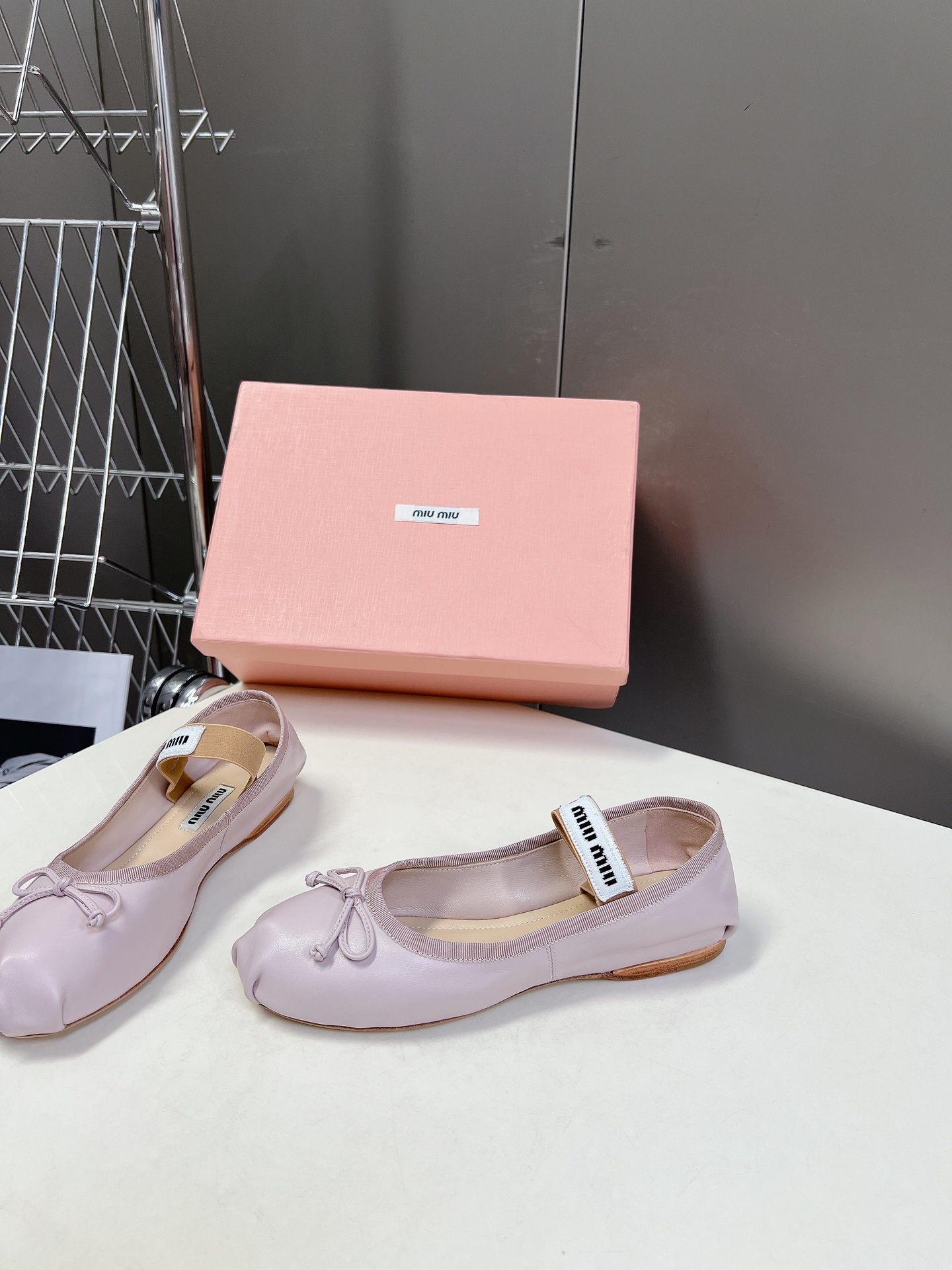 miumiu 미우미우 클래식 발레리나 플랫 슈즈 단화 신발