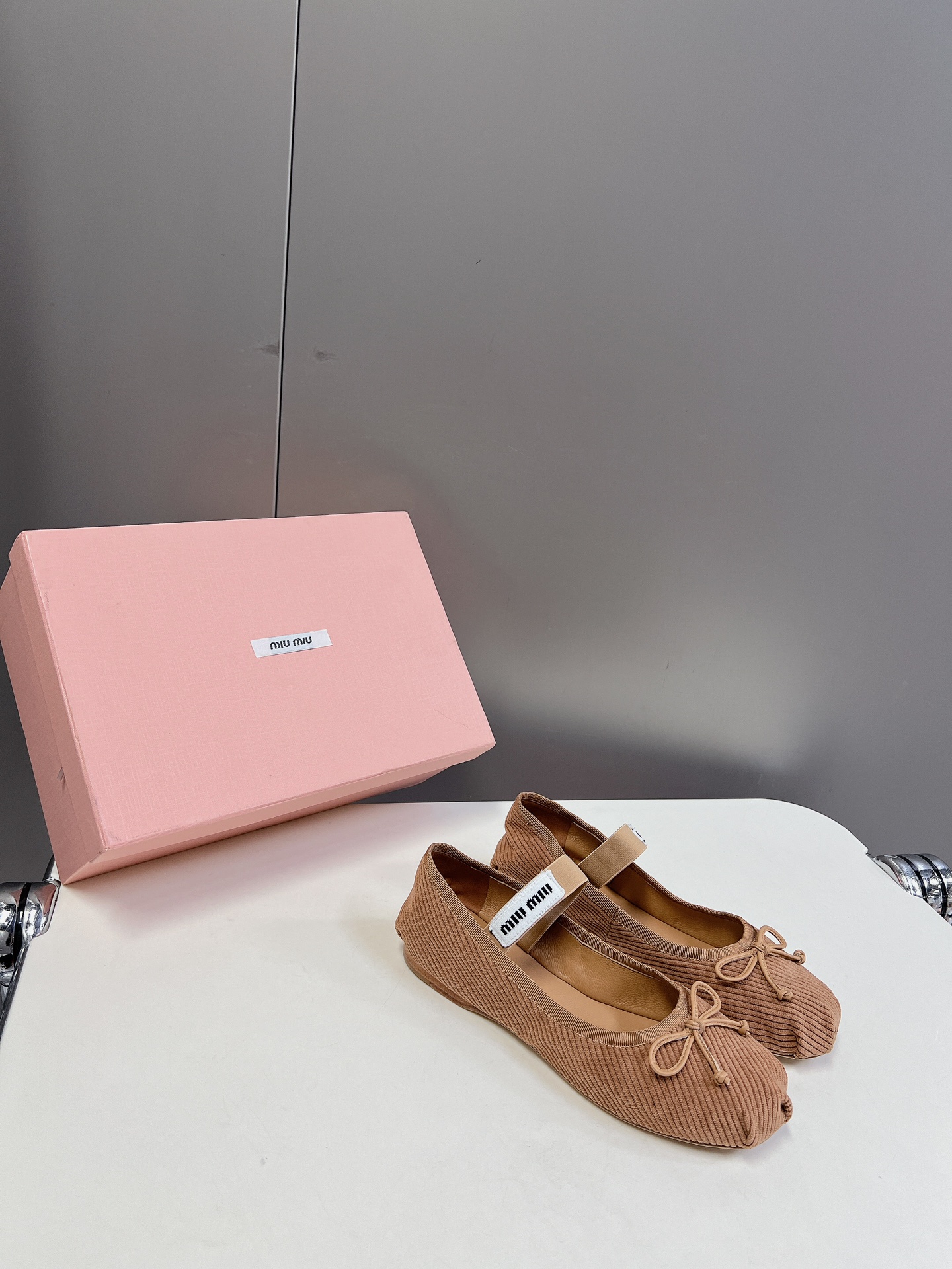 miumiu 미우미우 클래식 발레리나 플랫 슈즈 단화 신발