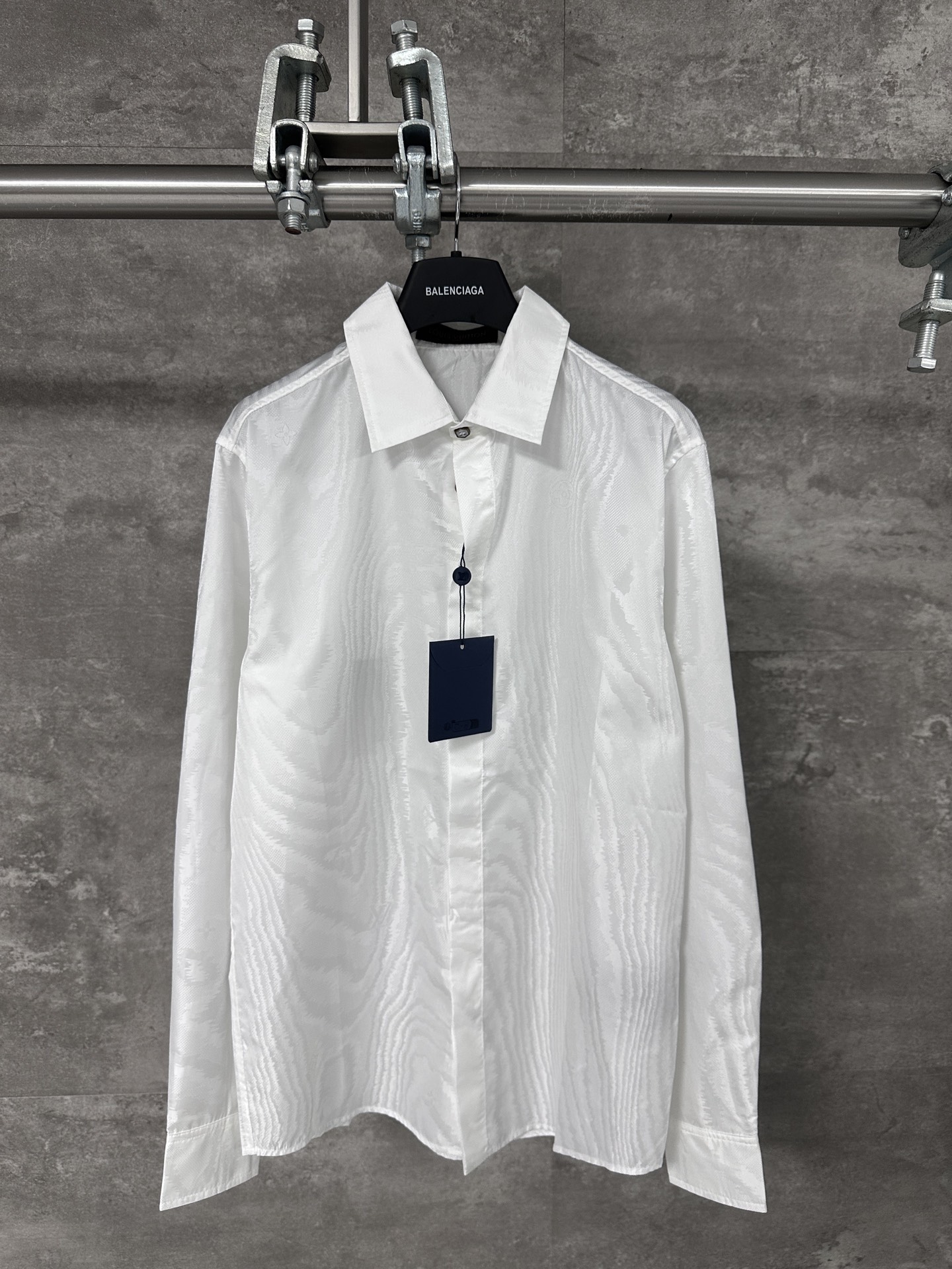 LV 루이비통 실크 혼방 트리 패턴 자카드 카라 셔츠 의류