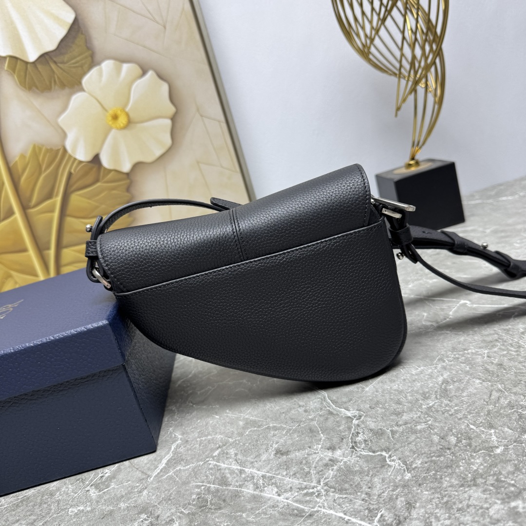 Dior CD 디올 Saddle 새들백 크로스백 가방