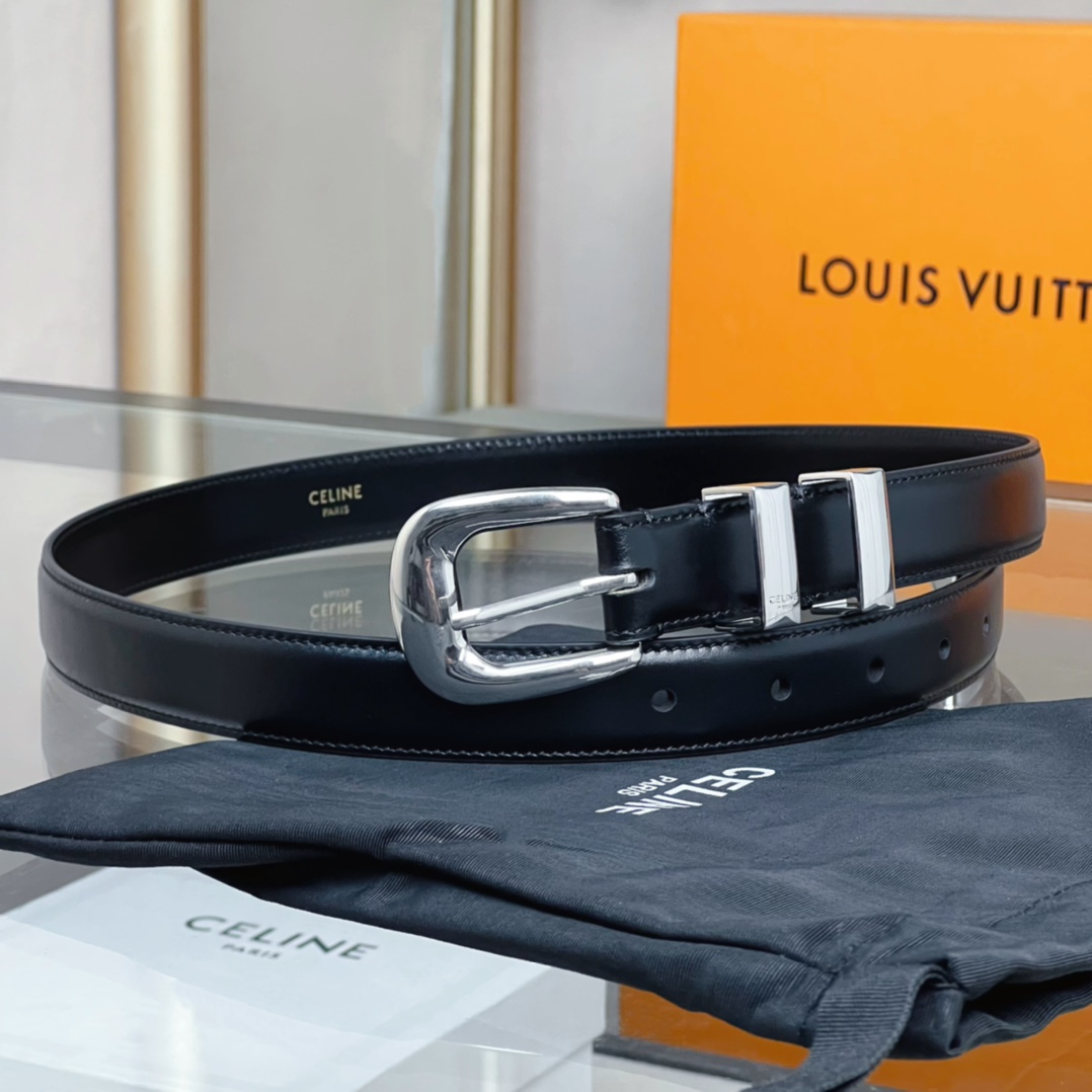 Celine 셀린느 WESTERN 미디엄 스무스 소가죽 벨트