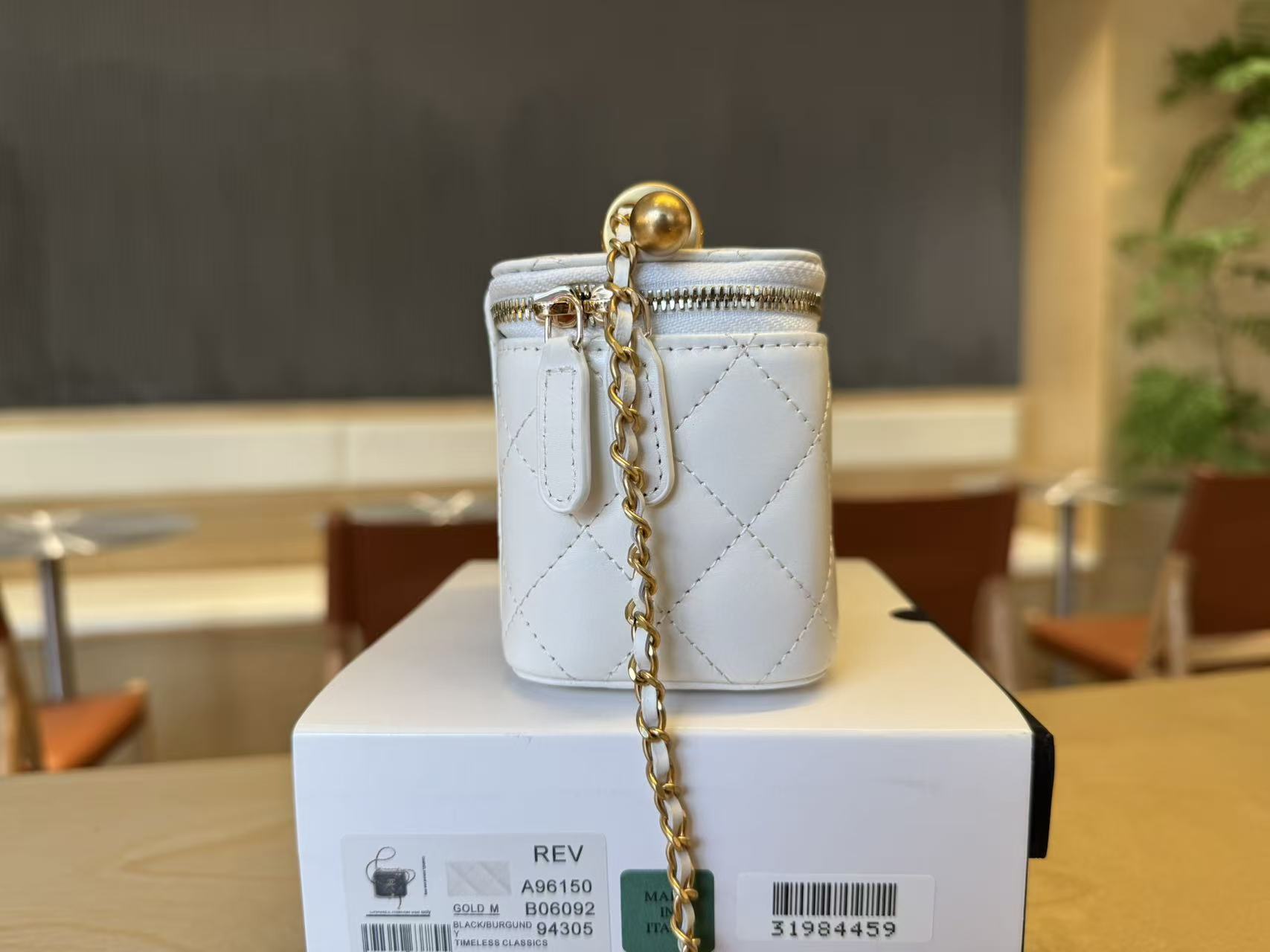 CHANEL 샤넬 미니 파우치 케이스 가방