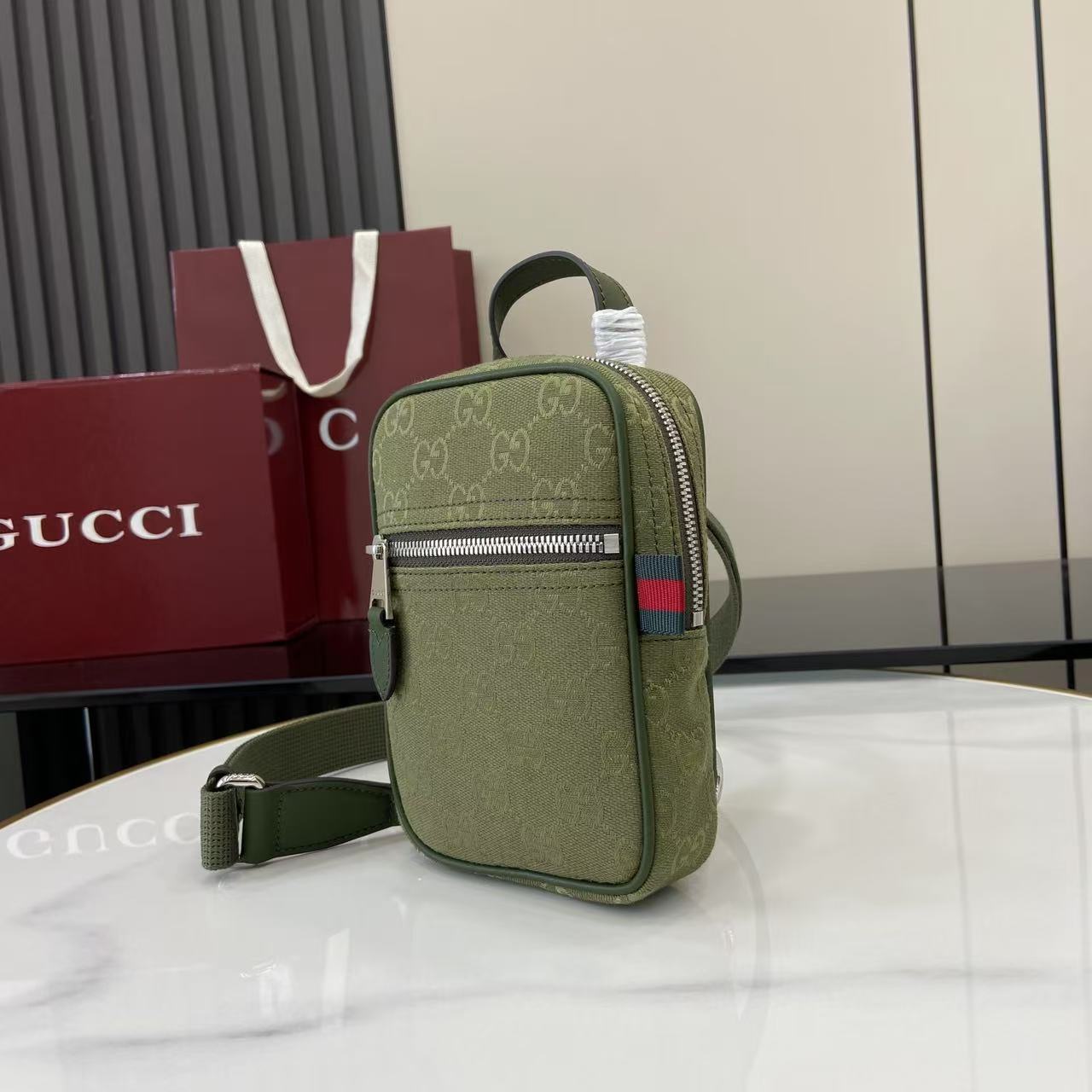 GUCCI 구찌 슬링백 크로스백 가방