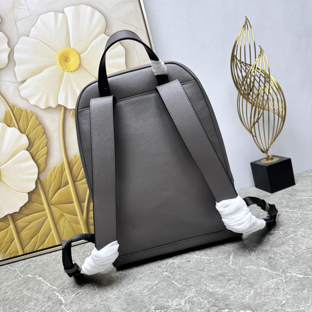 PRADA 프라다 백팩 가방 2VZ102 (사피아노 그레이 소가죽)
