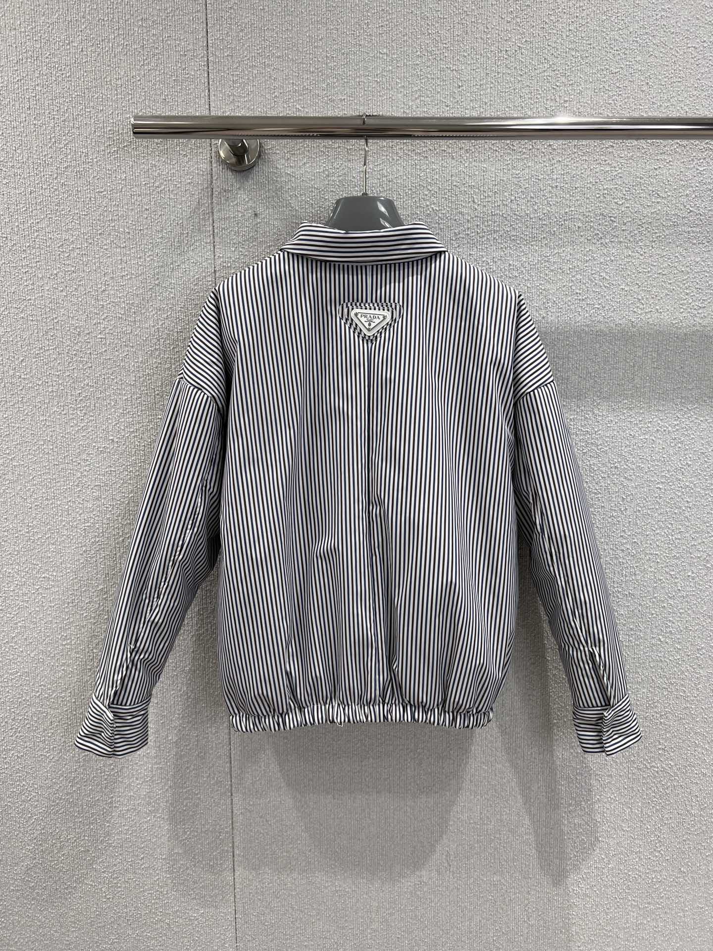 PRADA 프라다 스트라이프 카라 코튼 점퍼 자켓 의류