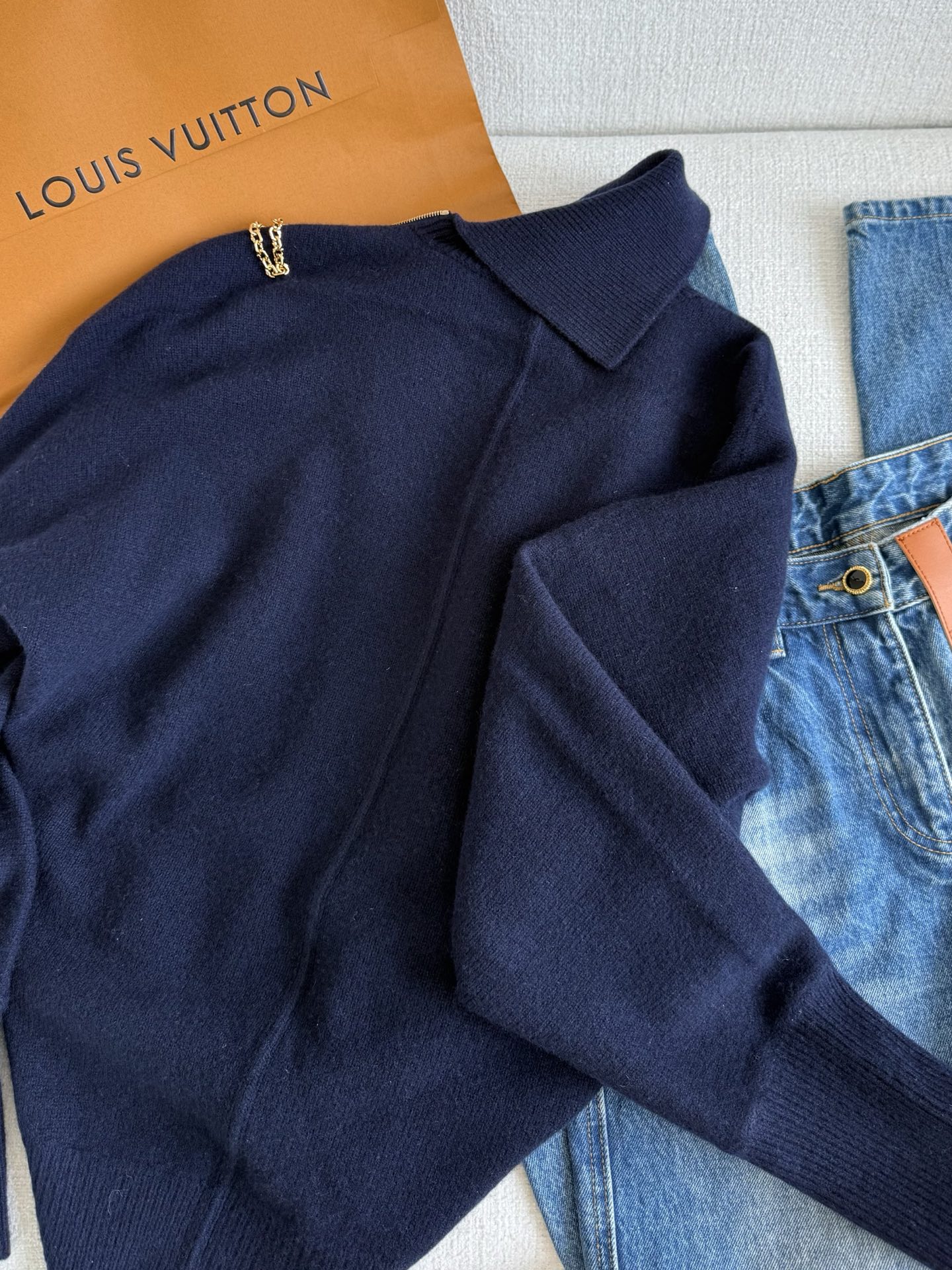 LV 루이비통 카라 지퍼 체인 캐시미어 니트 의류