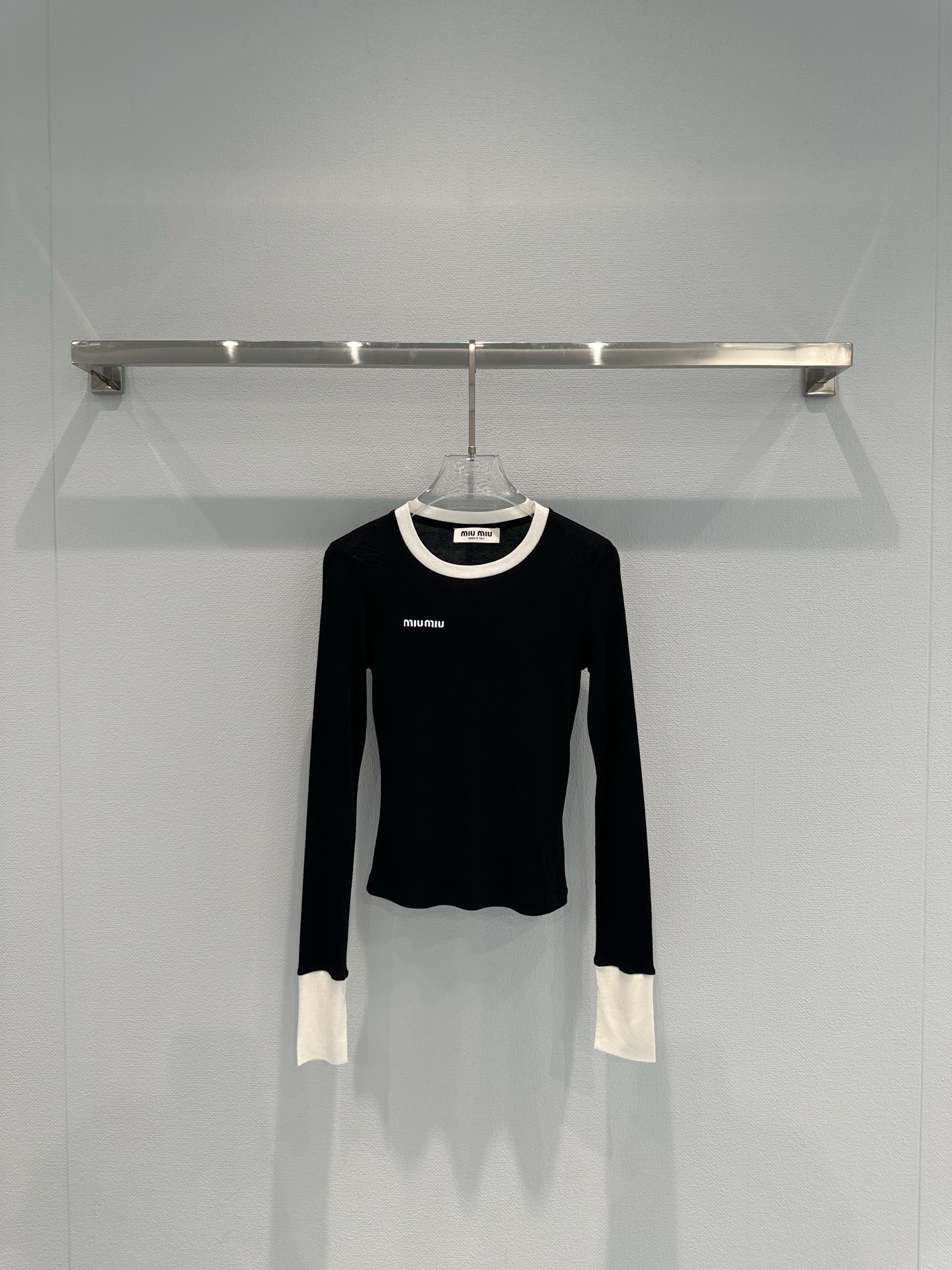 MIUMIU 미우미우 긴팔 티셔츠 의류