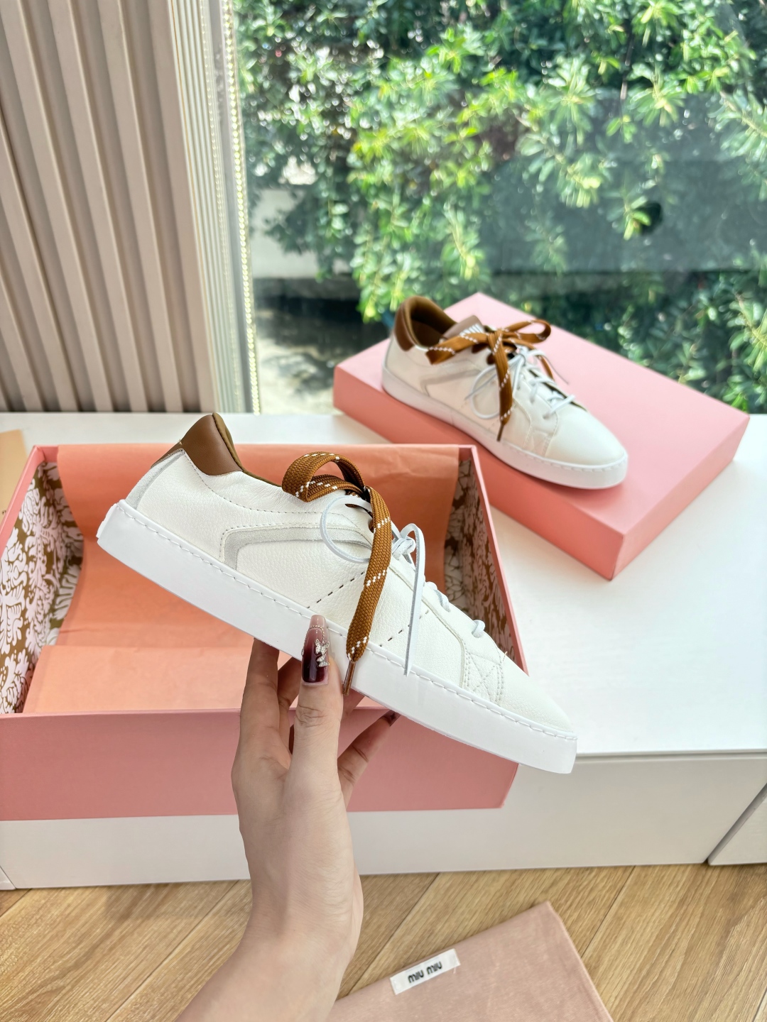 miumiu 미우미우 스니커즈 화이트 슈즈 신발