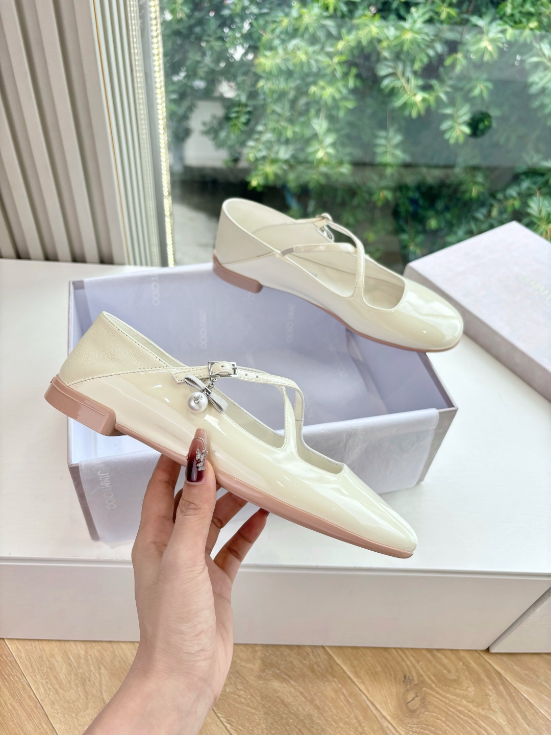 Jimmy Choo 지미추 진주 플랫 슈즈 단화 구두 신발