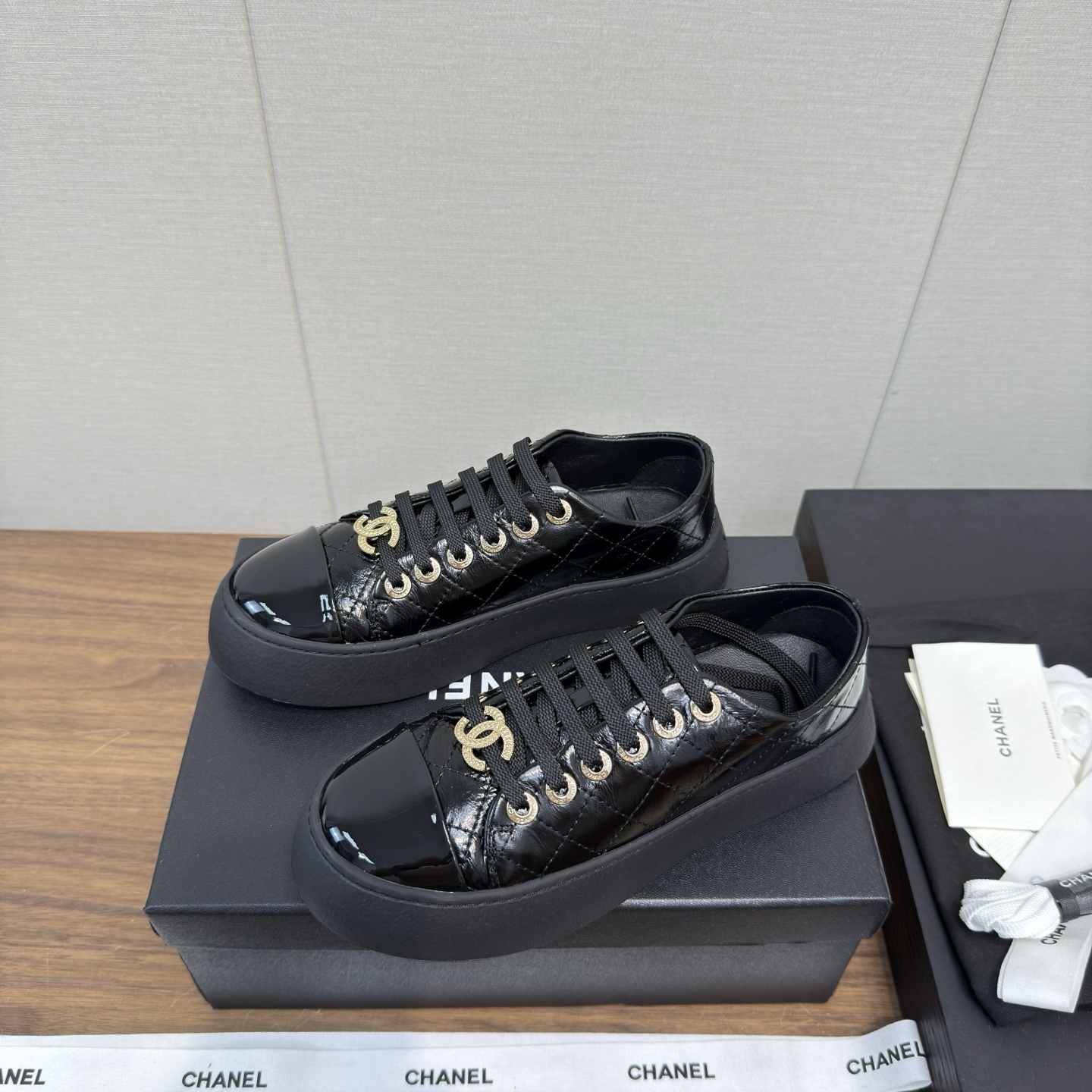 CHANEL 샤넬 스니커즈 신발