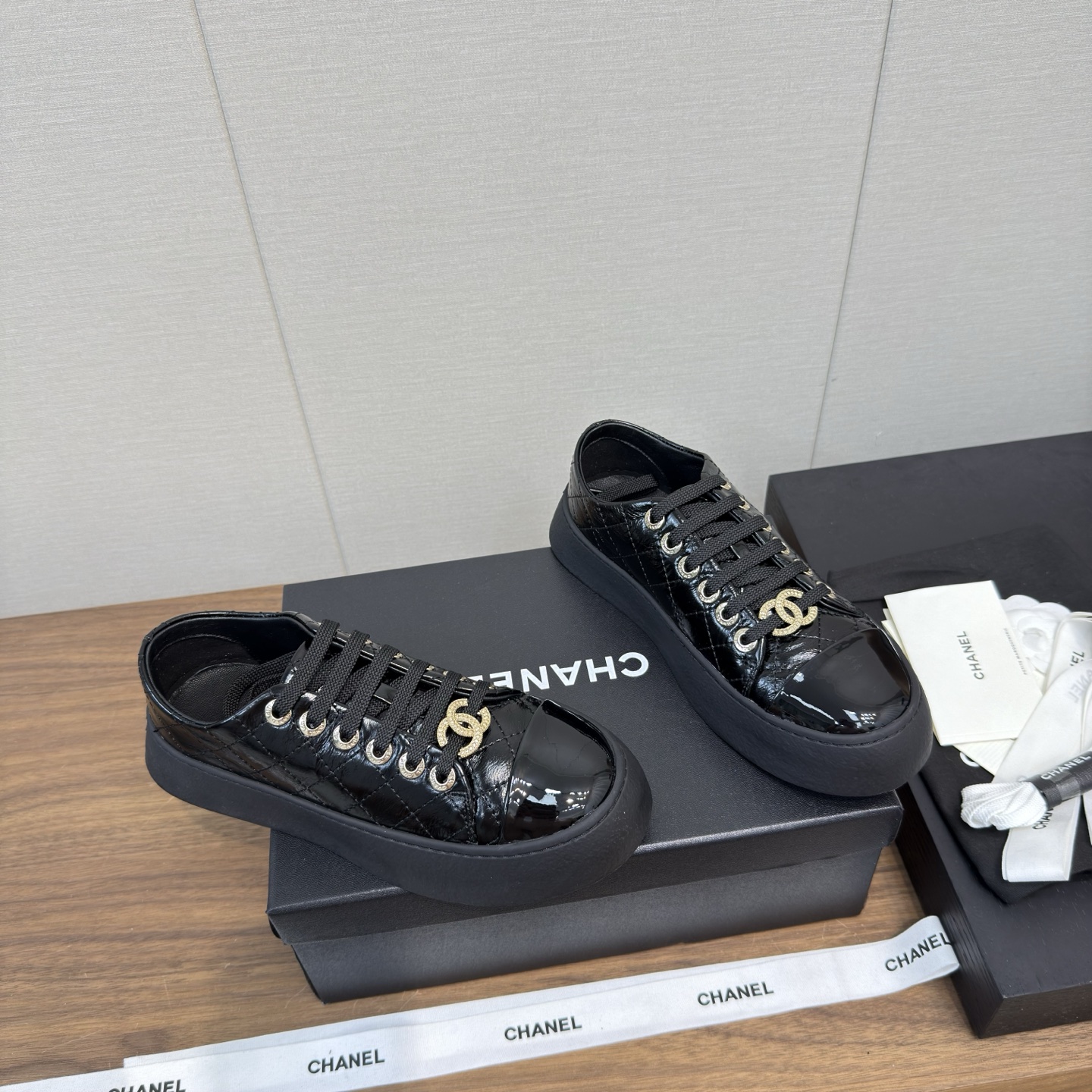 CHANEL 샤넬 스니커즈 신발