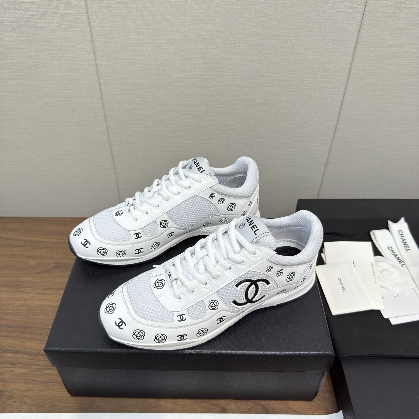 Chanel 샤넬 골드&실버 코너 3.0 캐주얼 스니커즈 신발