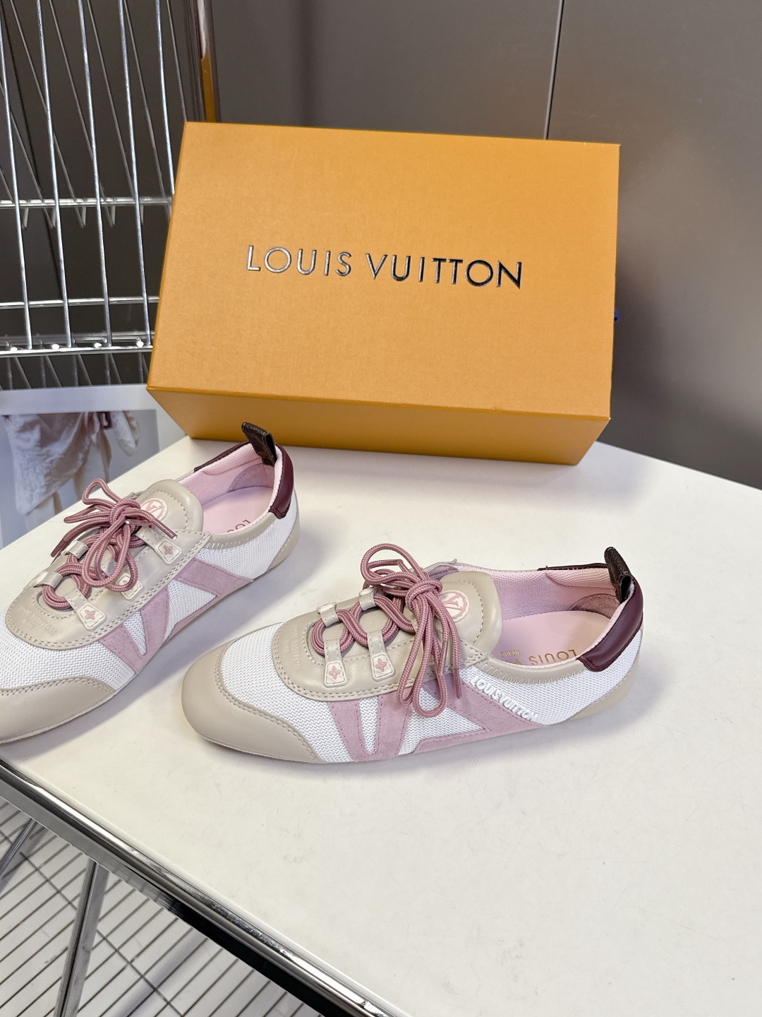 Louis Vuitton LV Sneakerina 루이비통 스니커즈 신발